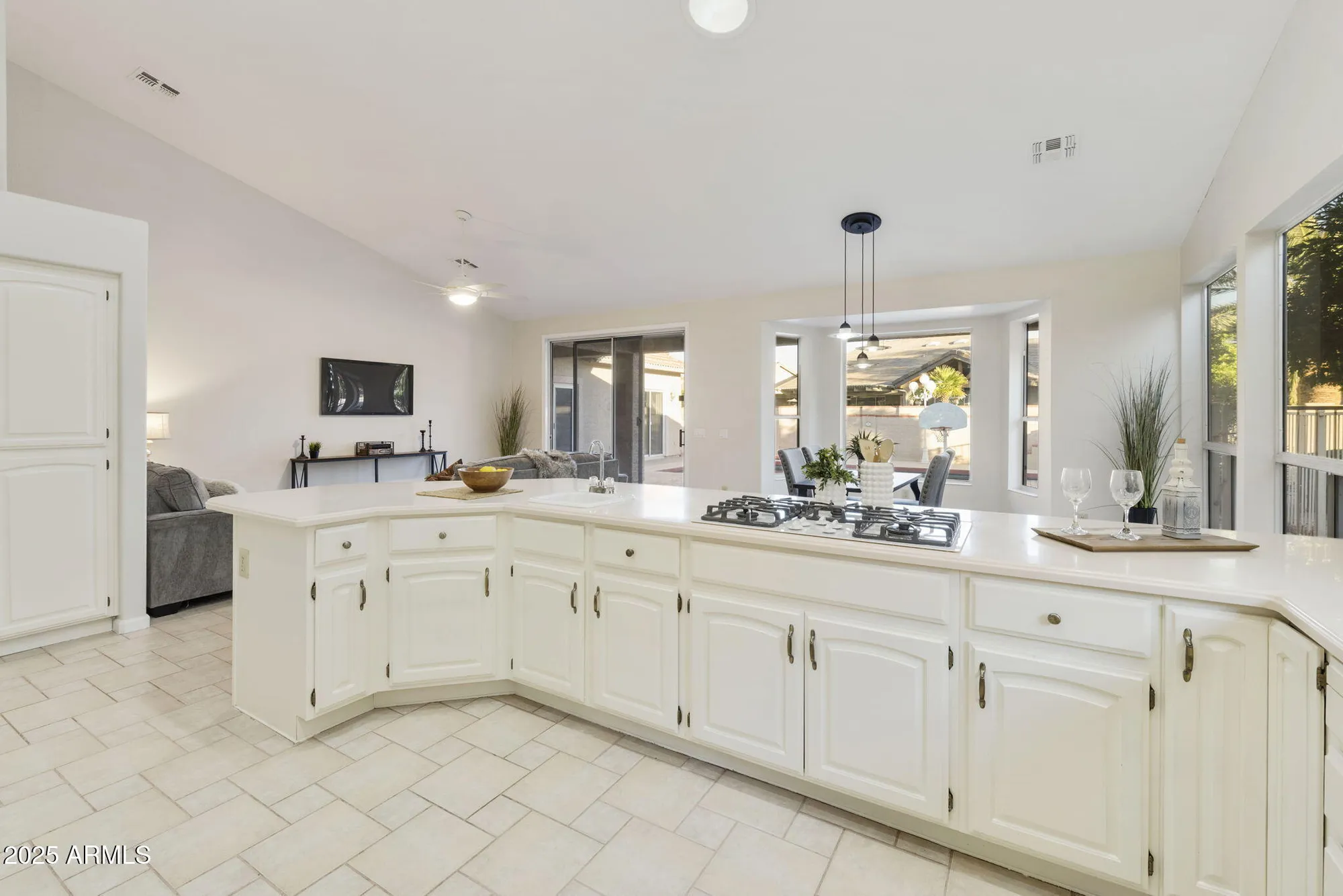 Property Slideshow image 20 of 77 | 10214 e coopers hawk dr, Sun Lakes, AZ, 85248