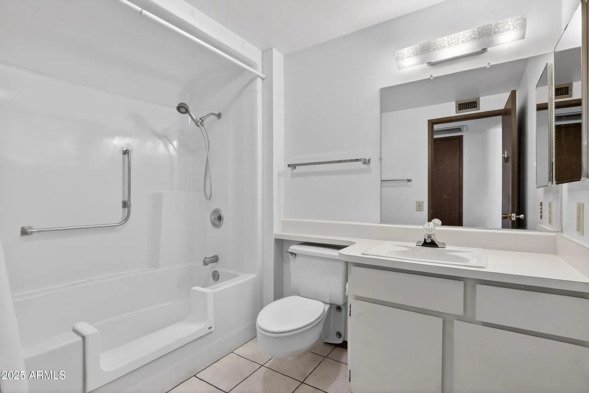 Property Slideshow image 27 of 42 | 17211 n pinion ln, Sun City, AZ, 85373