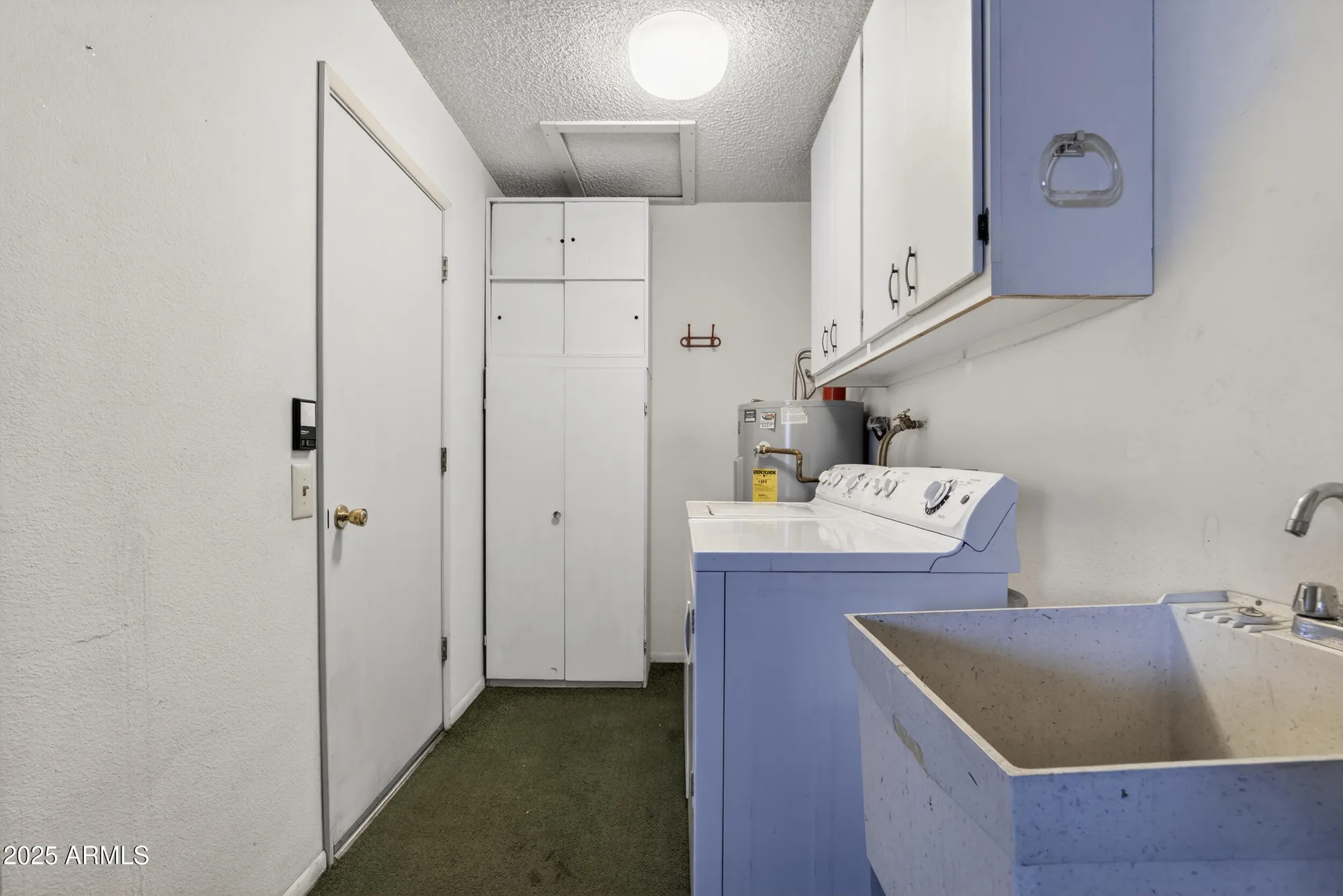 Property Slideshow image 30 of 42 | 17211 n pinion ln, Sun City, AZ, 85373