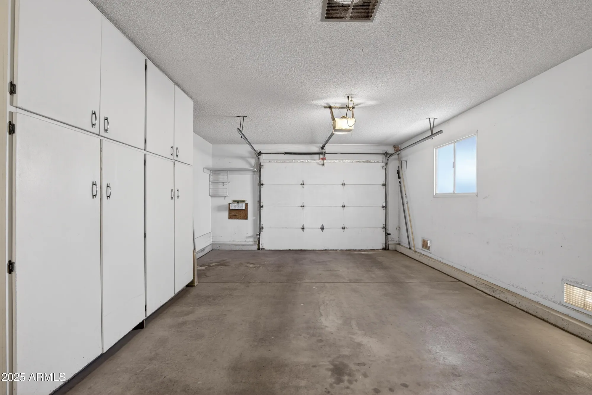 Property Slideshow image 32 of 42 | 17211 n pinion ln, Sun City, AZ, 85373