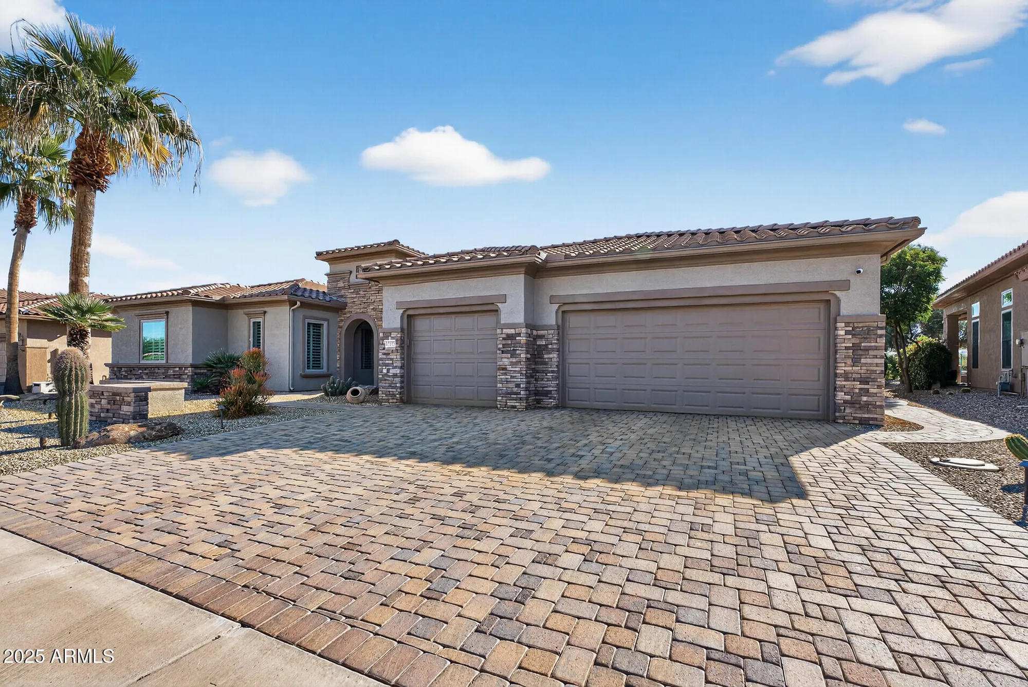 Property Slideshow image 5 of 22 | 17173 w mahogany way, Surprise, AZ, 85387