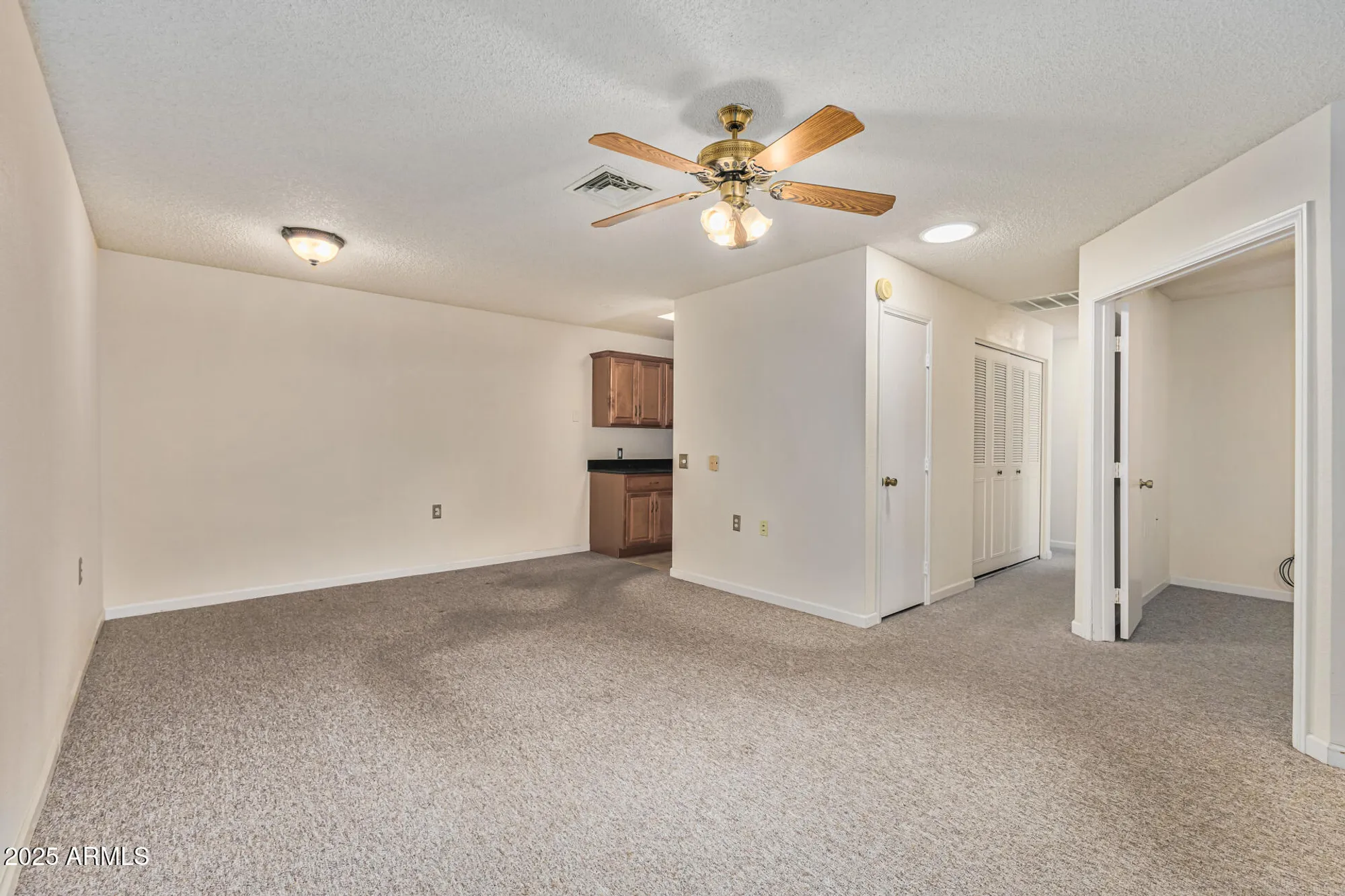 Property Slideshow image 8 of 40 | 14300 w bell rd unit 440, Surprise, AZ, 85374