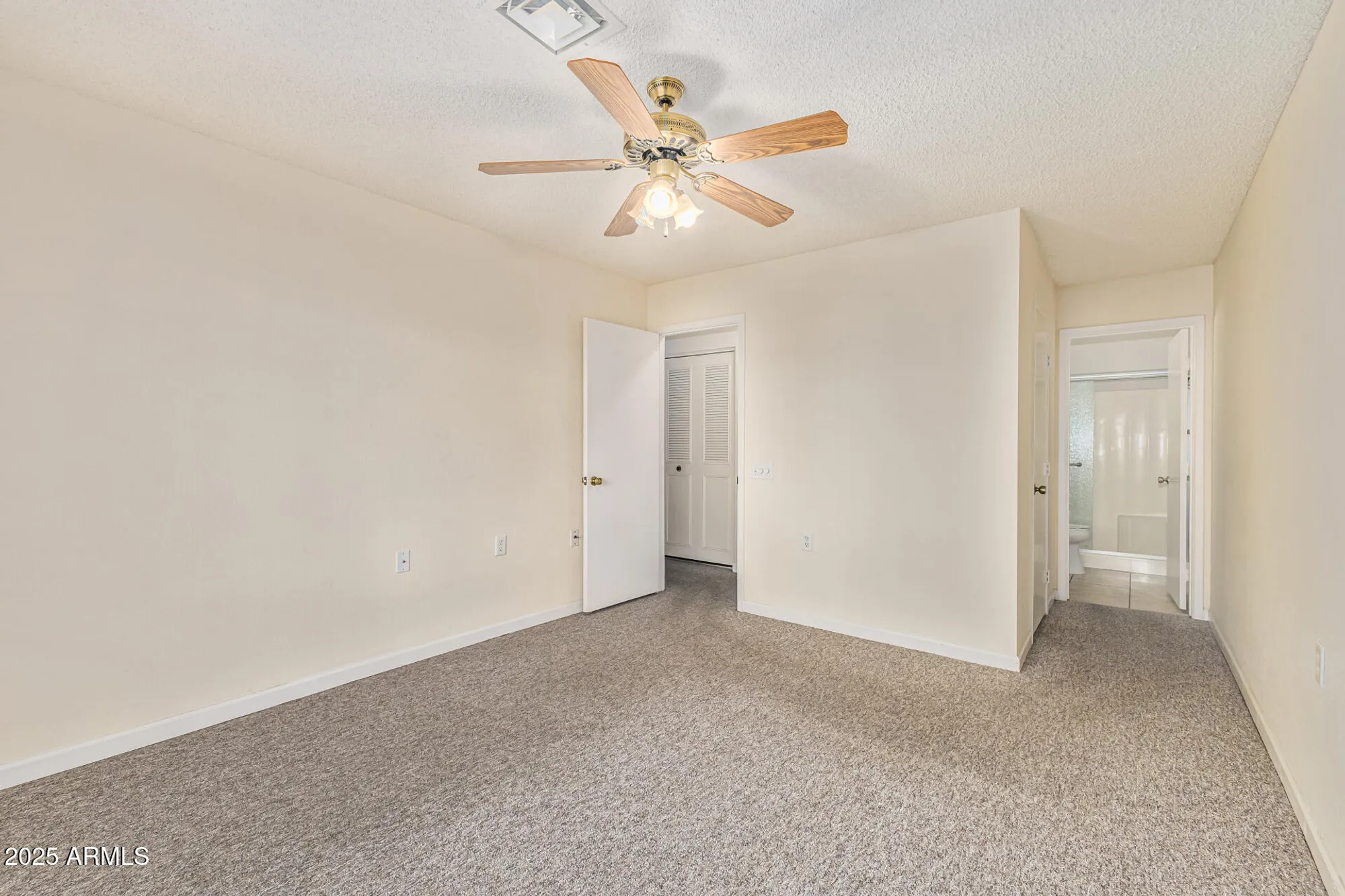 Property Slideshow image 17 of 40 | 14300 w bell rd unit 440, Surprise, AZ, 85374