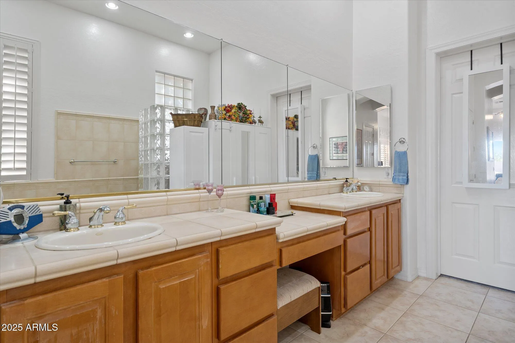 Property Slideshow image 22 of 32 | 42234 n stonemark dr, Anthem, AZ, 85086