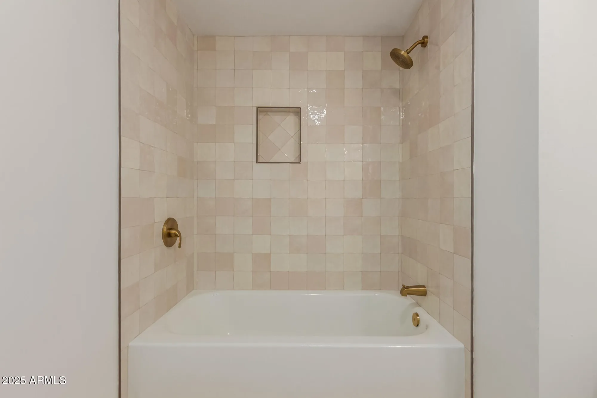 Property Slideshow image 23 of 34 | 17810 n monte vista ct, Sun City, AZ, 85373