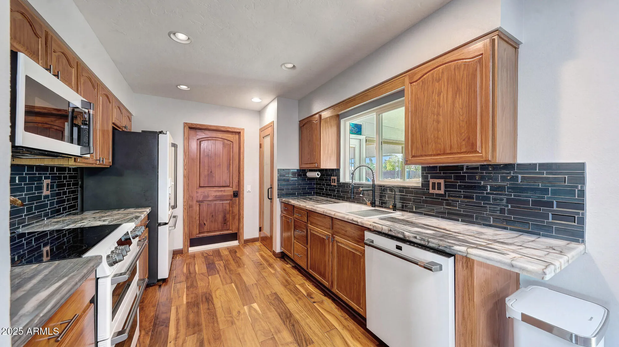 Property Slideshow image 4 of 51 | 10914 w campana dr, Sun City, AZ, 85351