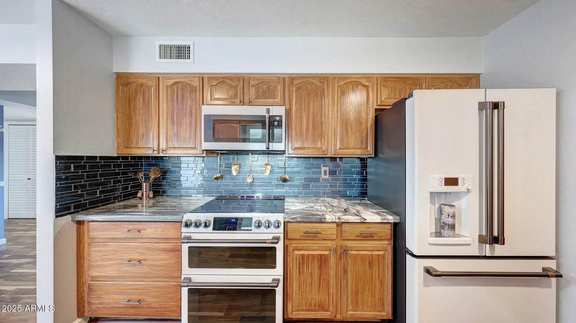 Property Slideshow image 6 of 51 | 10914 w campana dr, Sun City, AZ, 85351