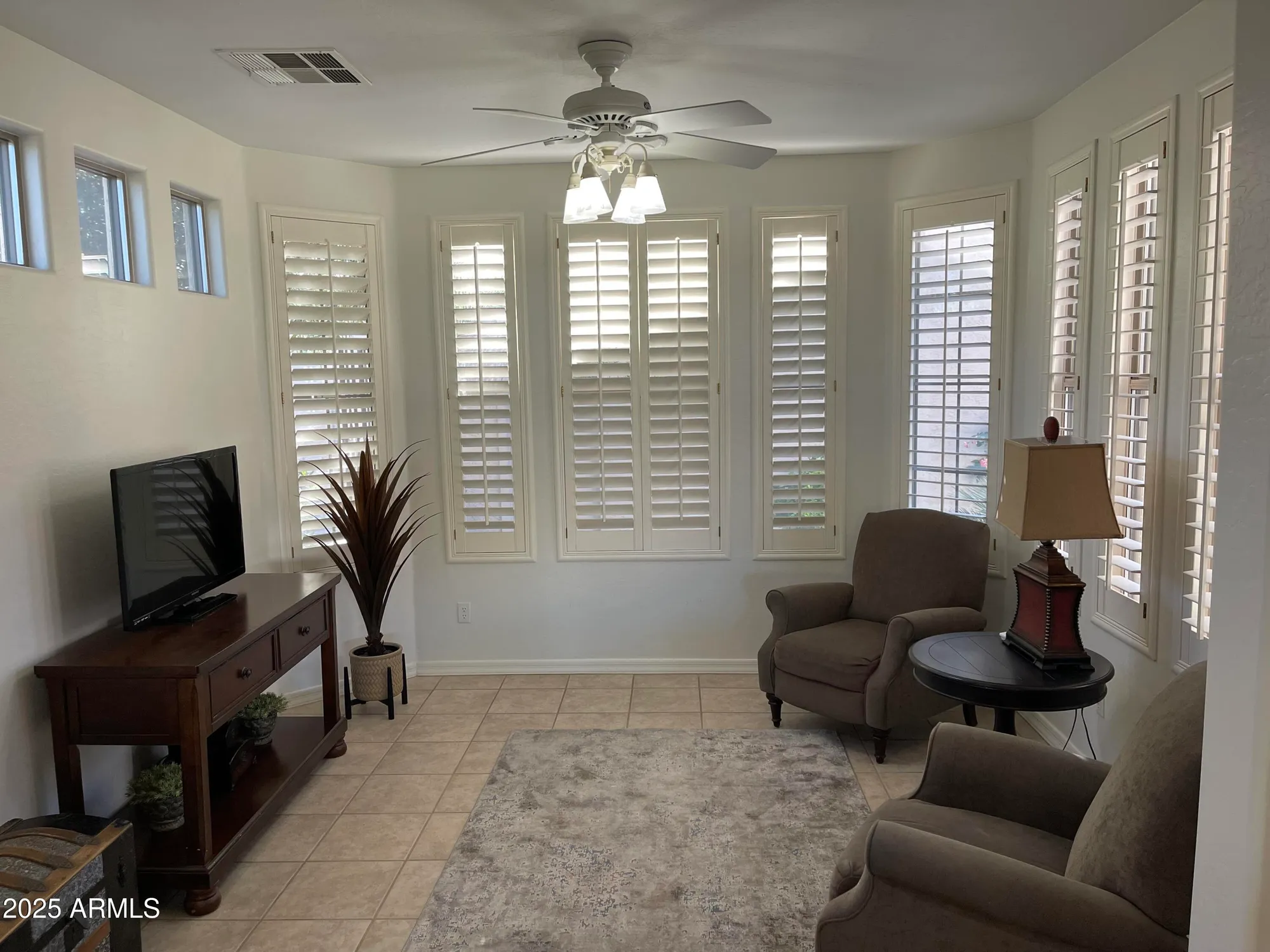 Property Slideshow image 3 of 43 | 4146 e azalea dr, Gilbert, AZ, 85298