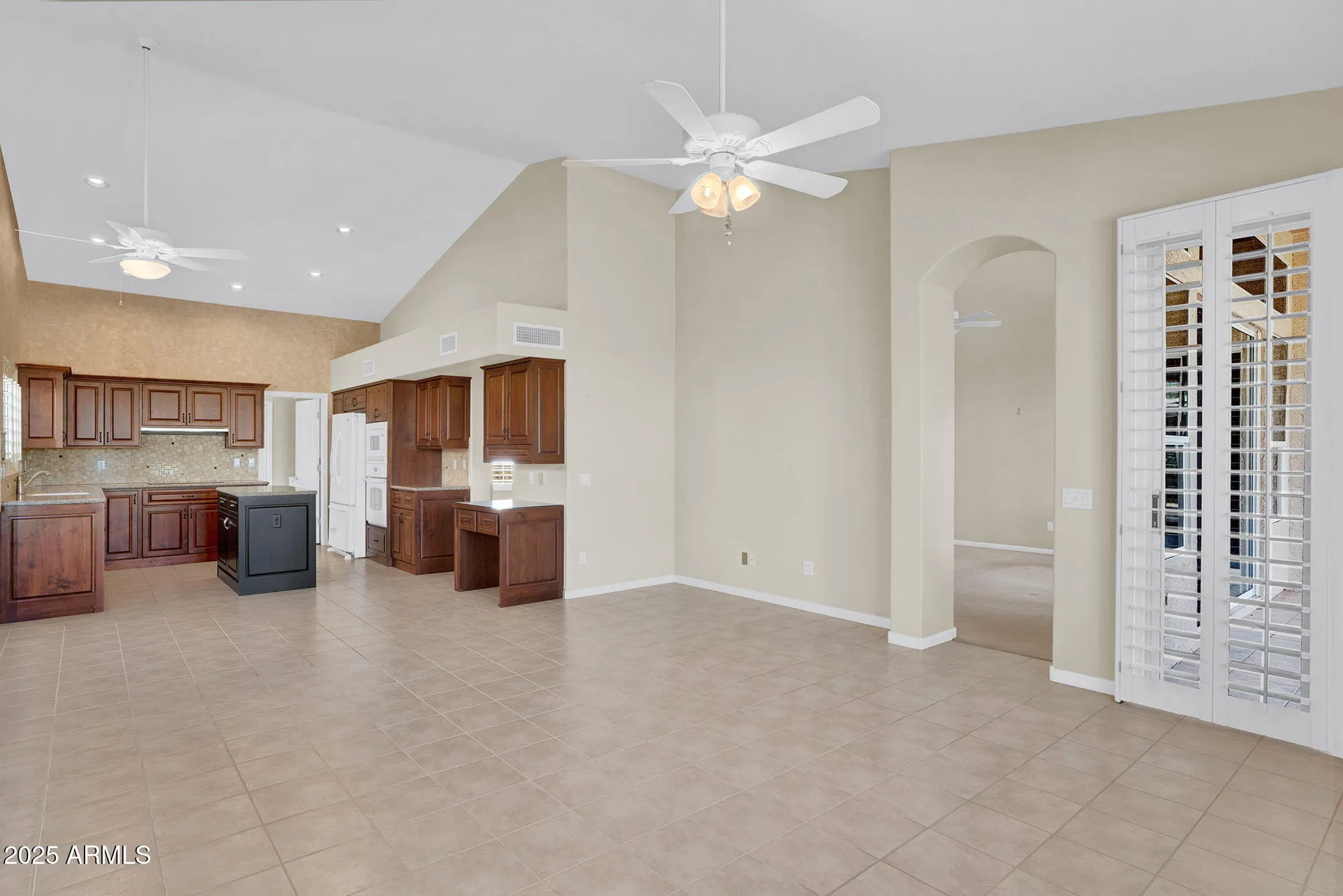 Property Slideshow image 12 of 40 | 15666 w fairmount ave, Goodyear, AZ, 85395