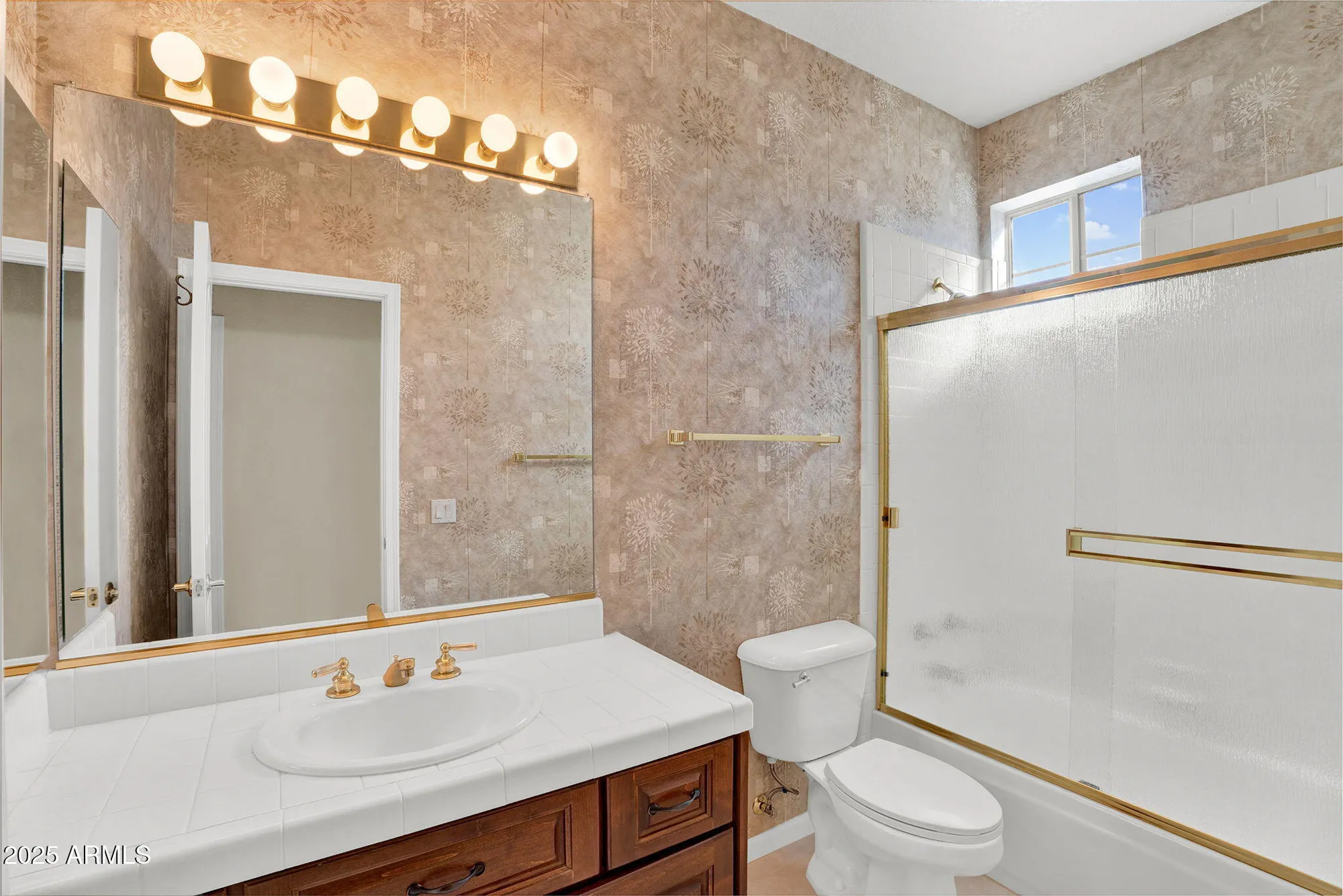 Property Slideshow image 22 of 40 | 15666 w fairmount ave, Goodyear, AZ, 85395