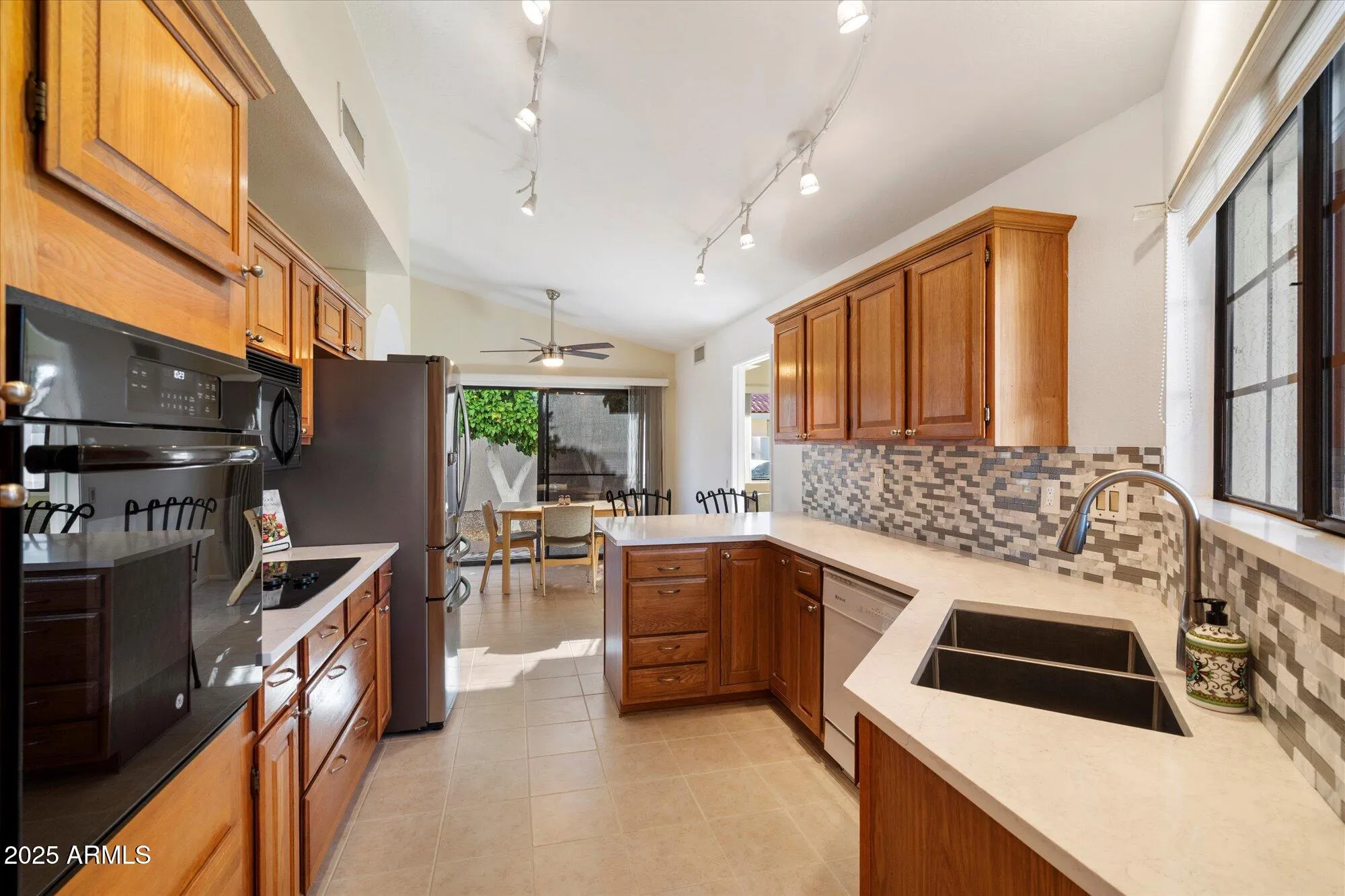Property Slideshow image 13 of 31 | 14114 w summerstar dr, Sun City West, AZ, 85375