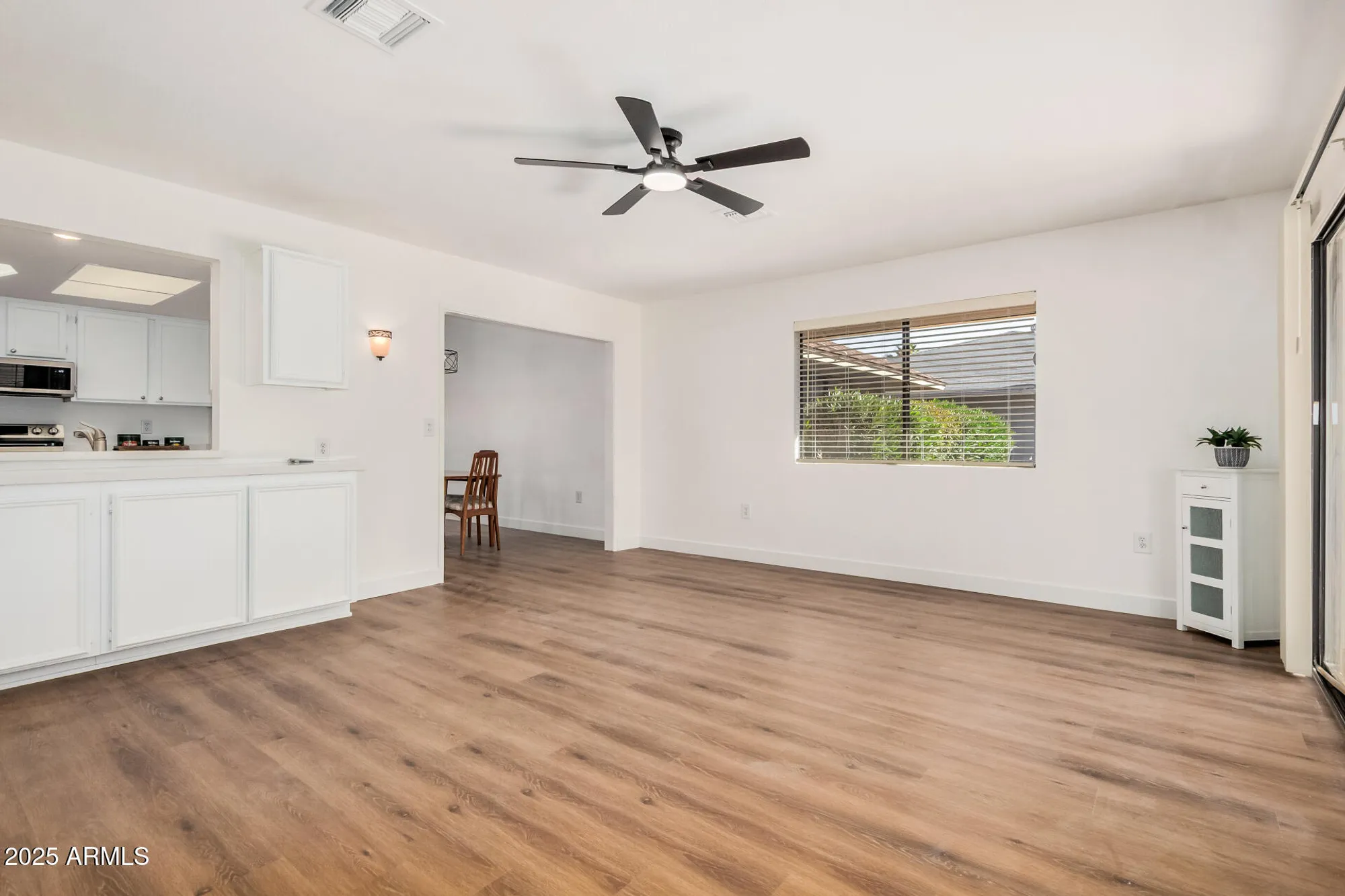 Property Slideshow image 9 of 29 | 12719 w crystal lake dr, Sun City West, AZ, 85375