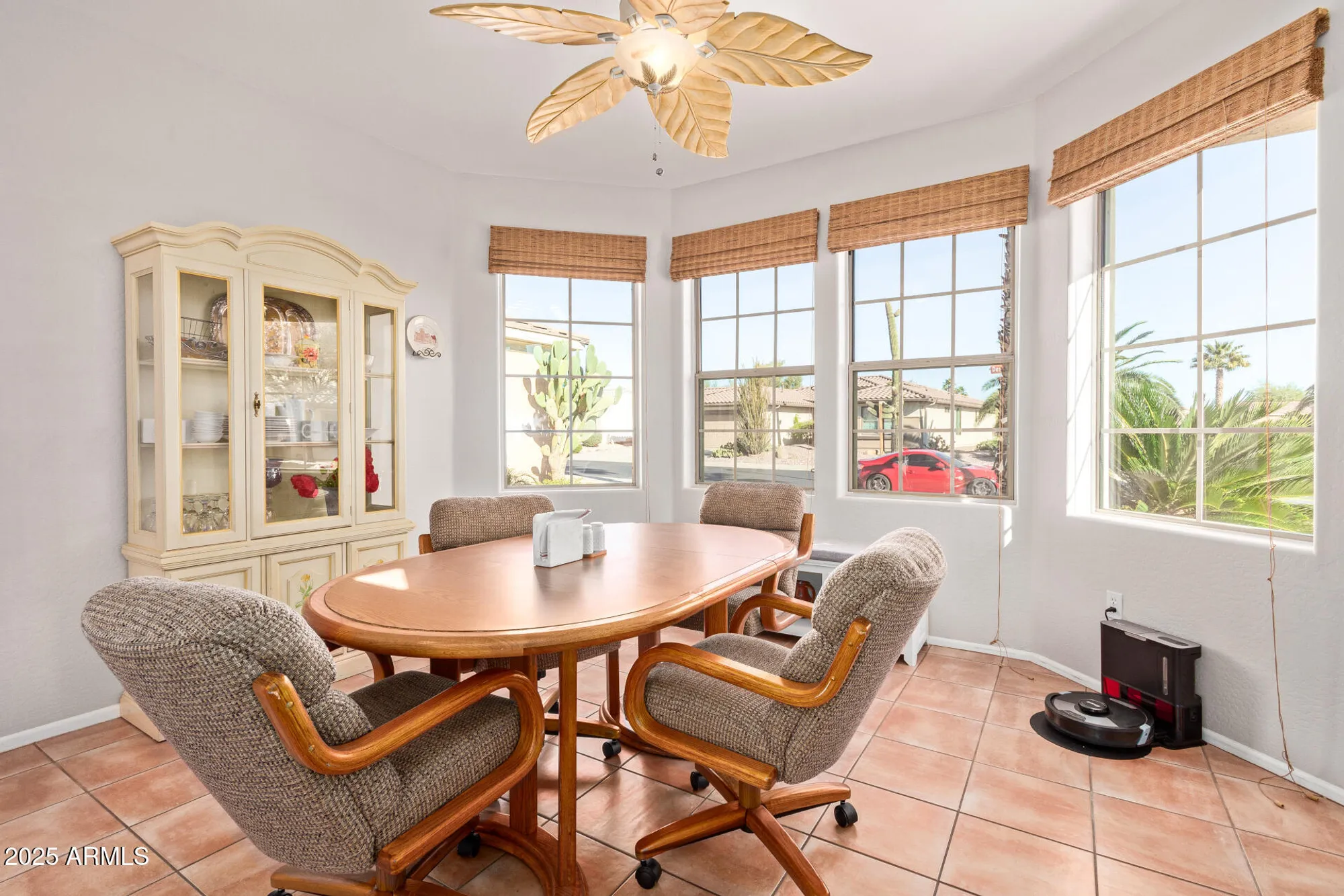 Property Slideshow image 15 of 34 | 16355 w desert lily dr, Surprise, AZ, 85387