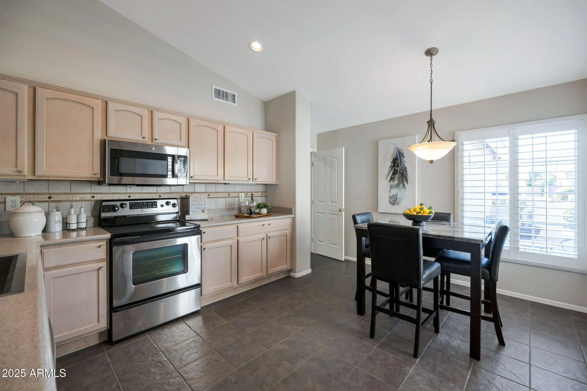 Property Slideshow image 11 of 26 | 15674 w monterey way, Goodyear, AZ, 85395