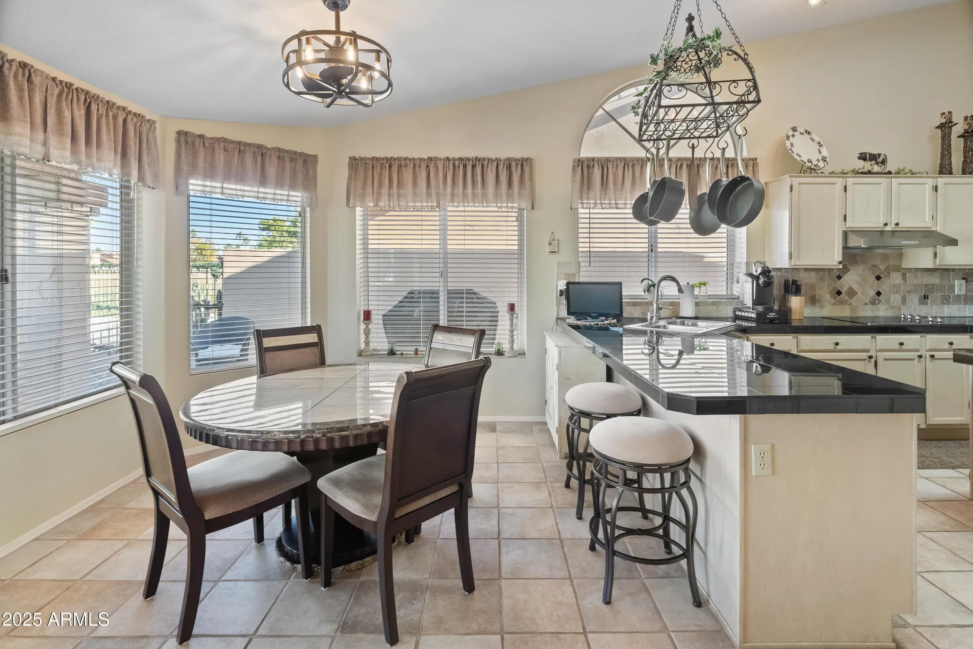 Property Slideshow image 20 of 53 | 9456 w chino dr, Peoria, AZ, 85382