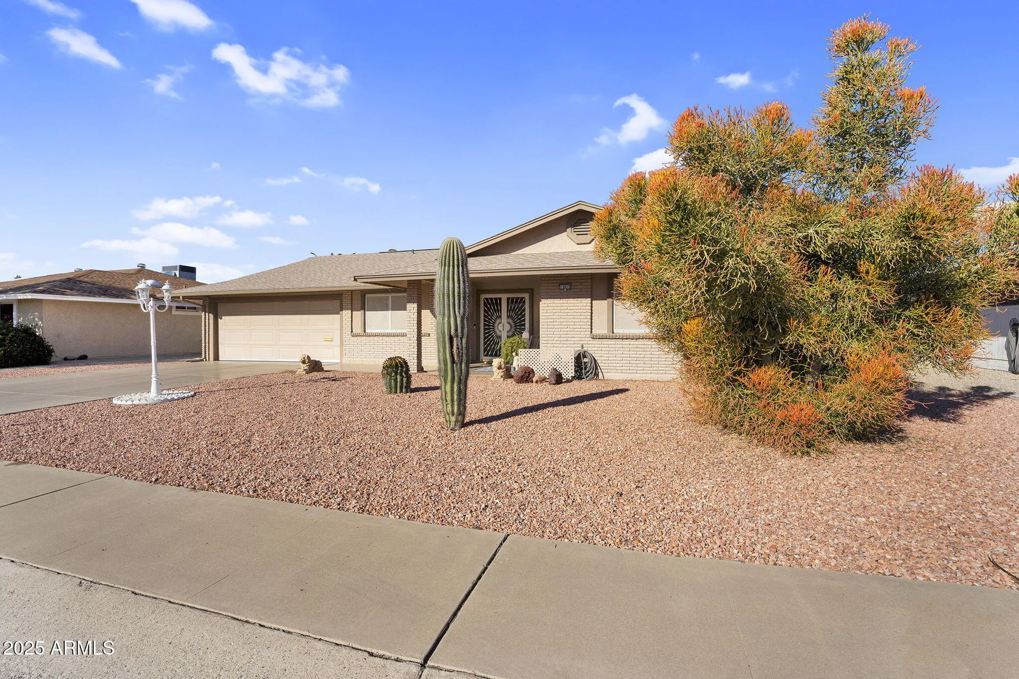 Property Slideshow image 3 of 89 | 13812 n kaanapali dr, Sun City, AZ, 85351