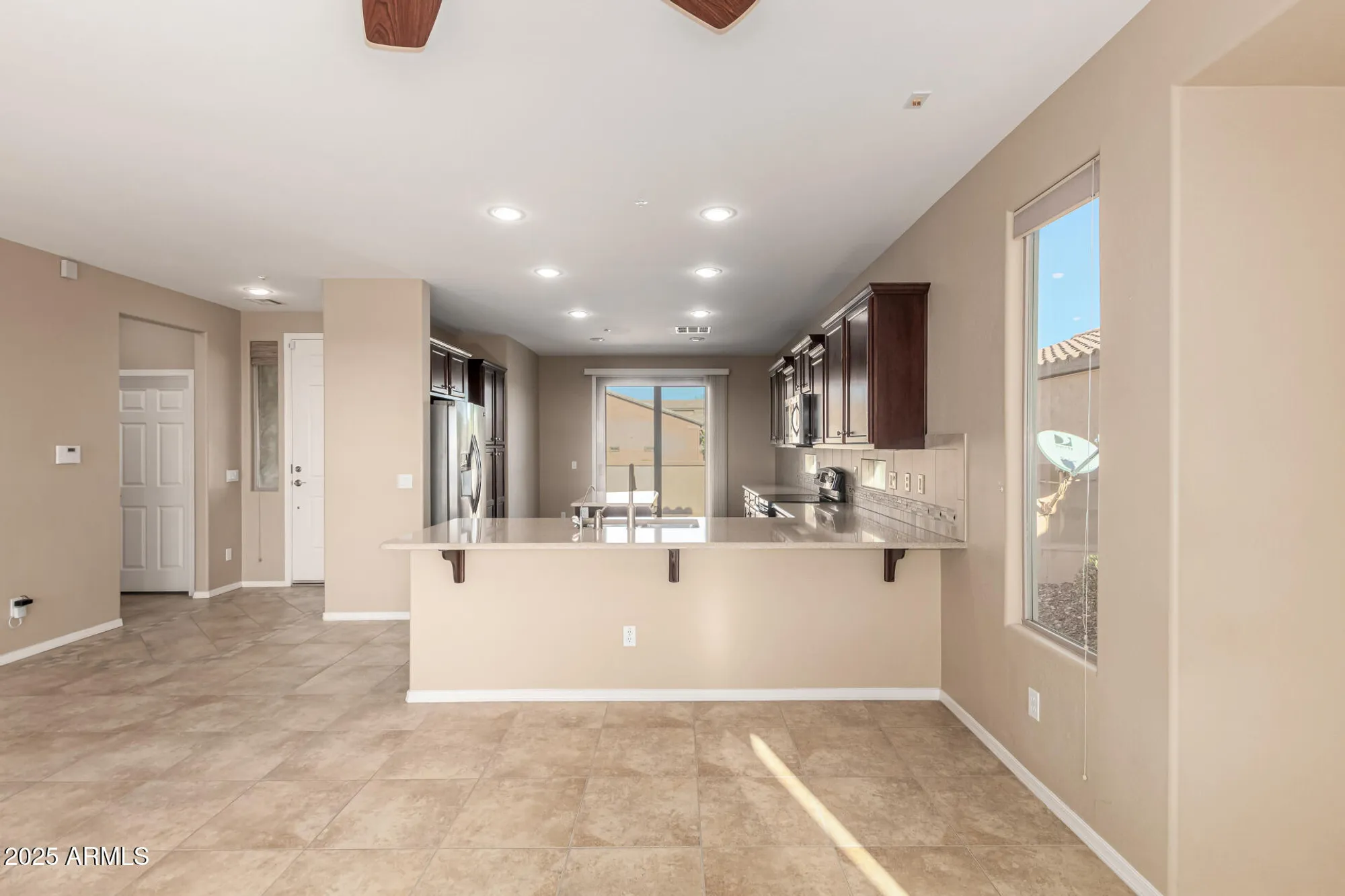 Property Slideshow image 13 of 59 | 13049 w redbird rd, Peoria, AZ, 85383