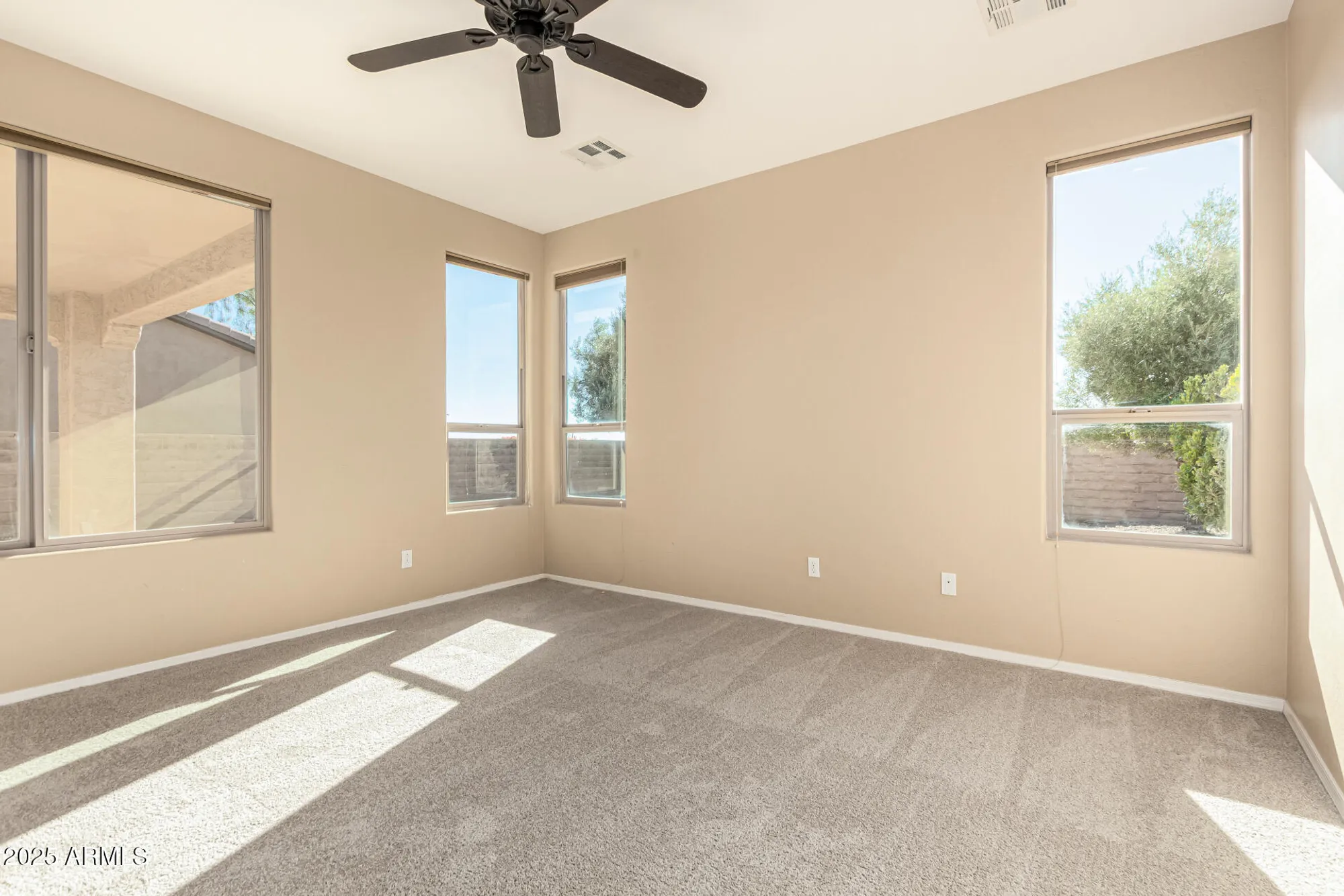Property Slideshow image 19 of 59 | 13049 w redbird rd, Peoria, AZ, 85383