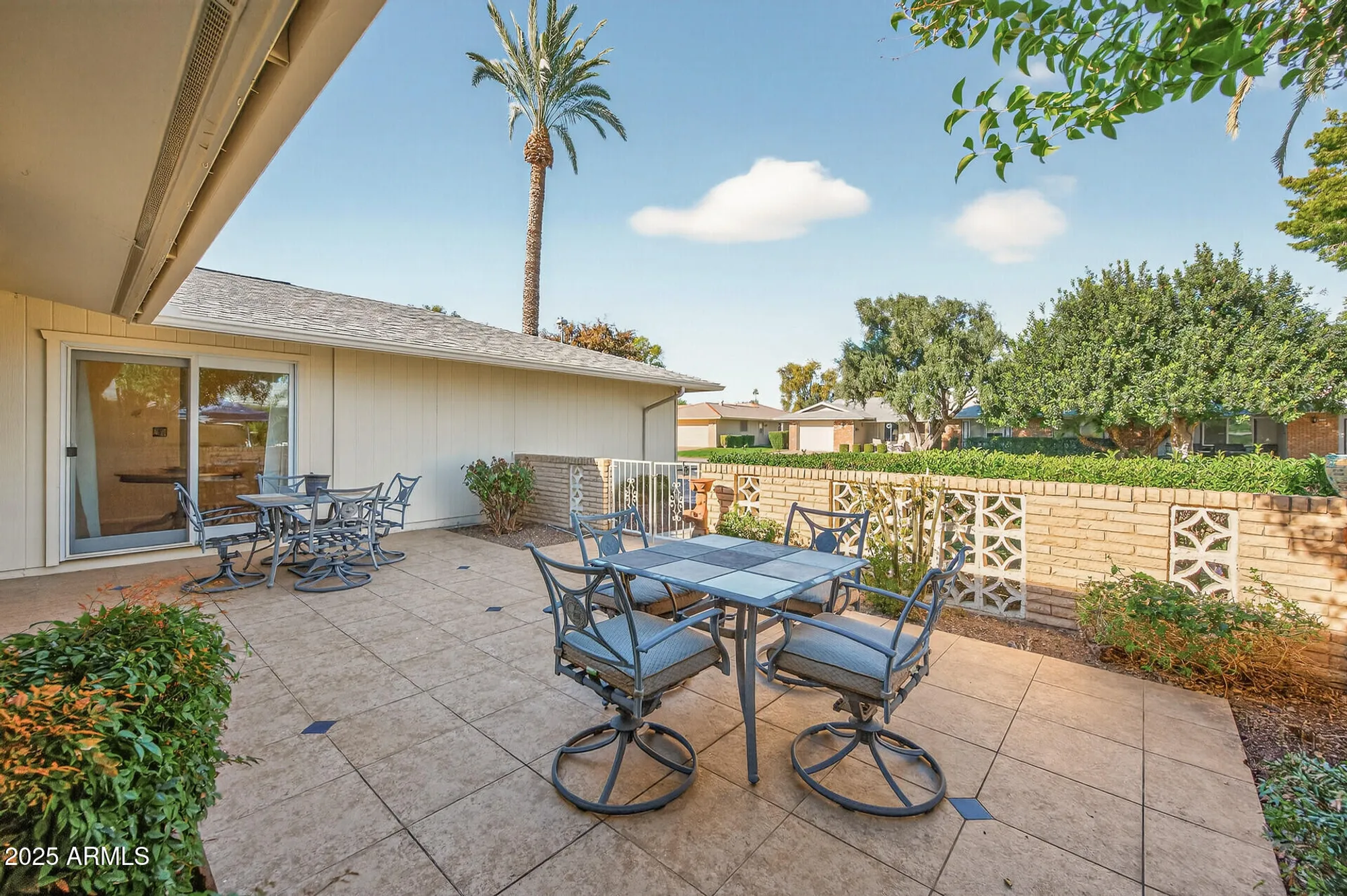Property Slideshow image 6 of 41 | 10331 w prairie hills cir, Sun City, AZ, 85351