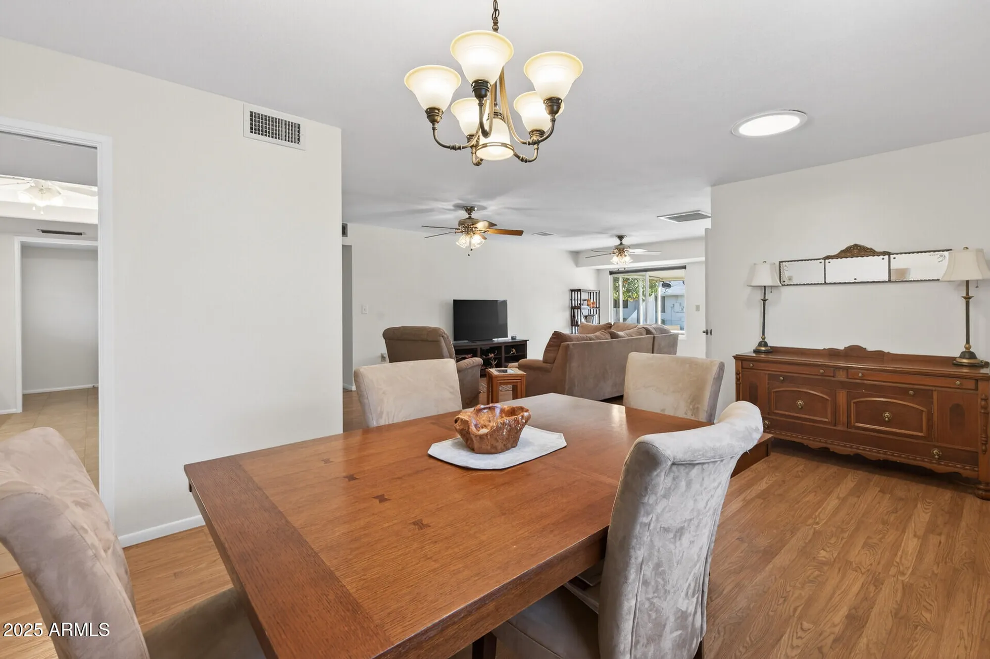 Property Slideshow image 14 of 41 | 10331 w prairie hills cir, Sun City, AZ, 85351