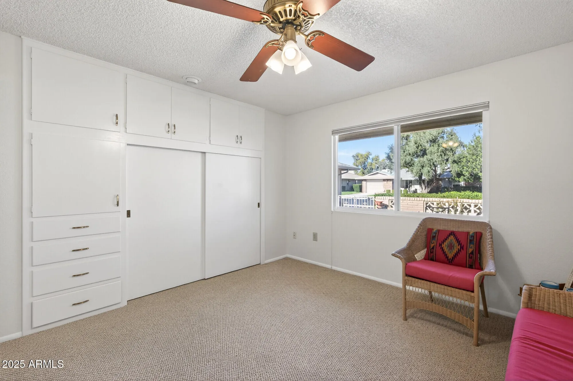 Property Slideshow image 32 of 41 | 10331 w prairie hills cir, Sun City, AZ, 85351