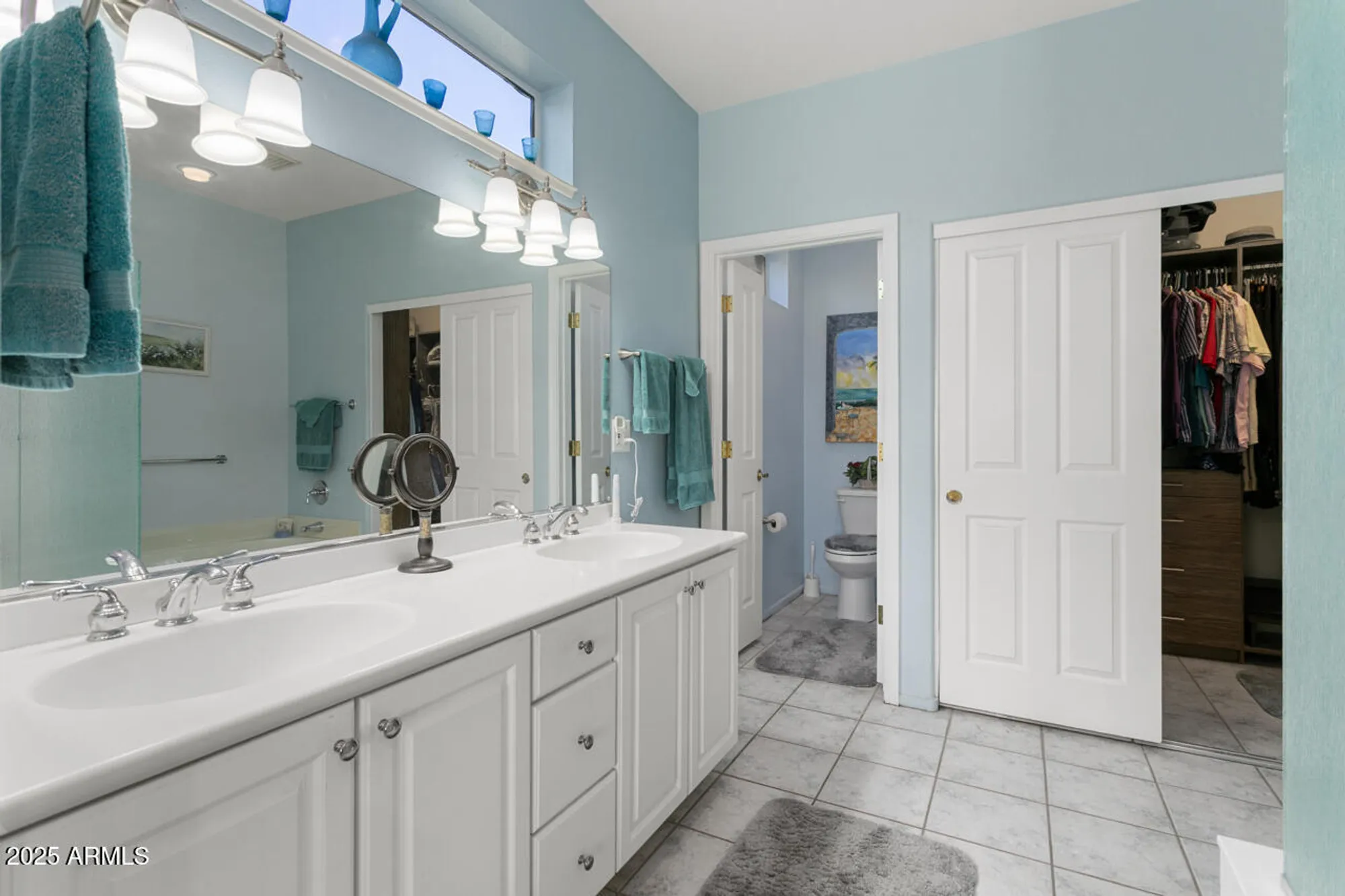 Property Slideshow image 22 of 44 | 15871 w mill valley ln, Surprise, AZ, 85374