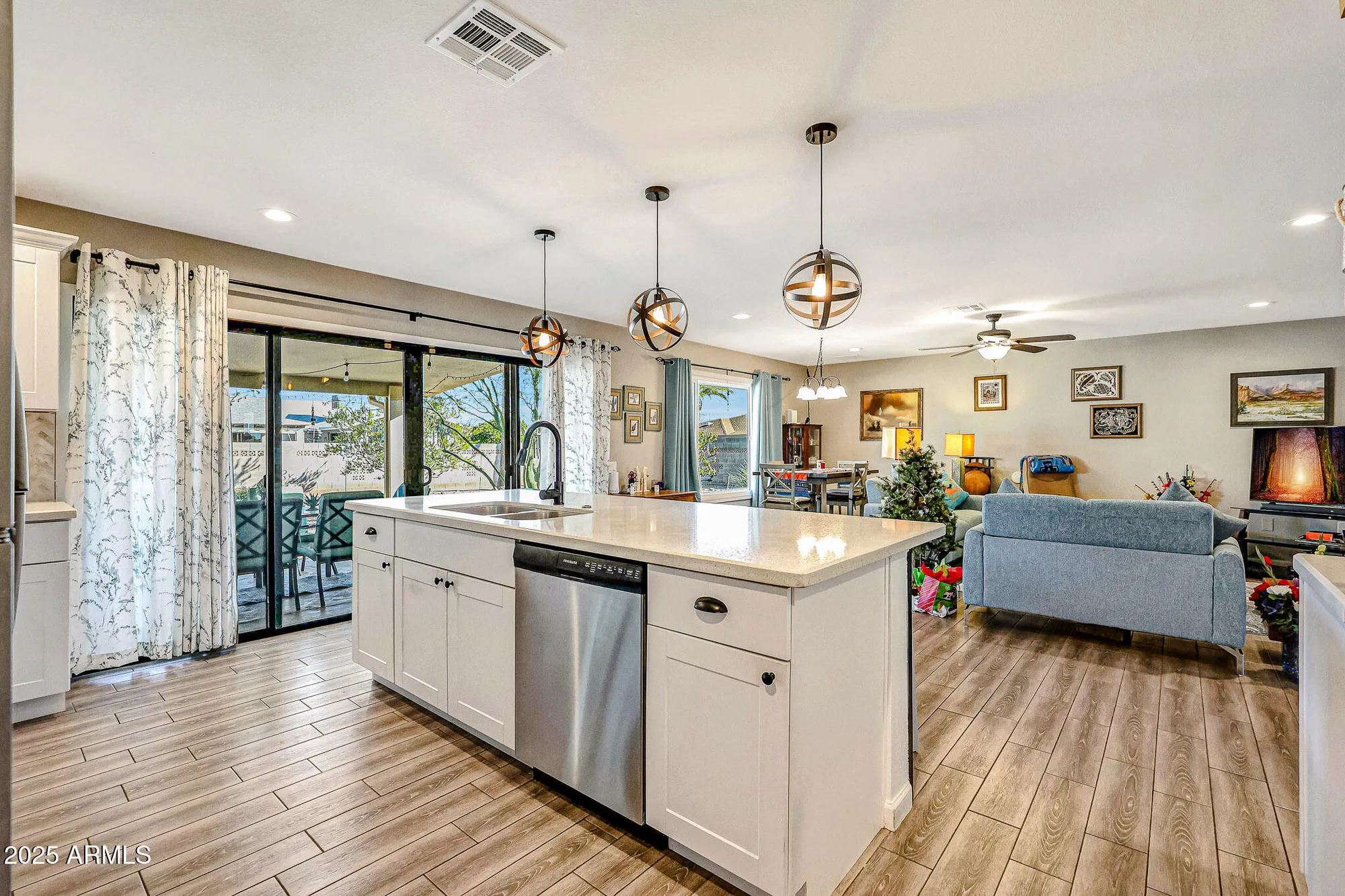 Property Slideshow image 12 of 52 | 17203 n palo verde dr, Sun City, AZ, 85373