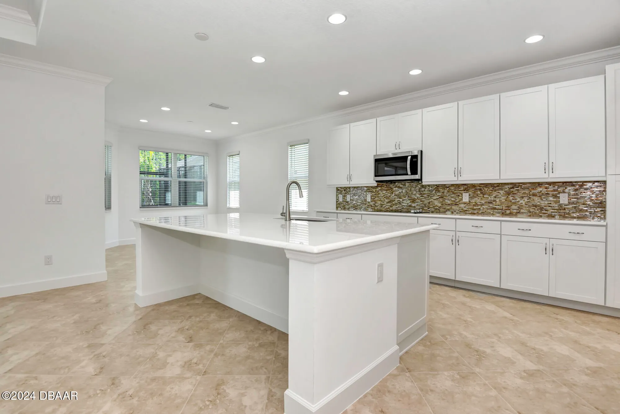 Property Slideshow image 6 of 119 | 148 six string dr, Daytona Beach, FL, 32124