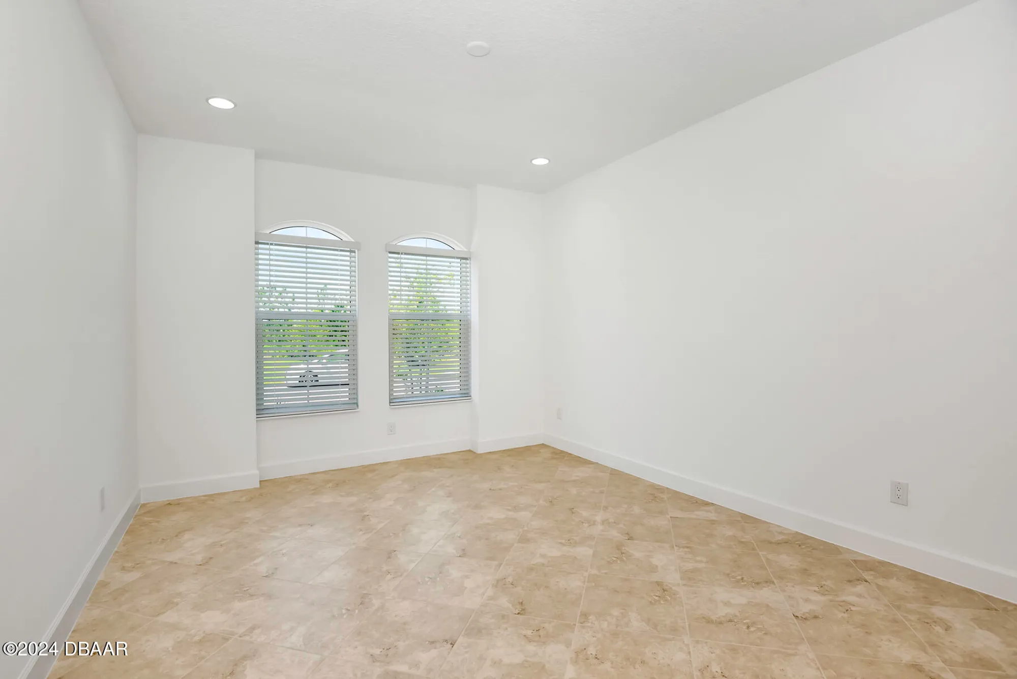 Property Slideshow image 18 of 119 | 148 six string dr, Daytona Beach, FL, 32124