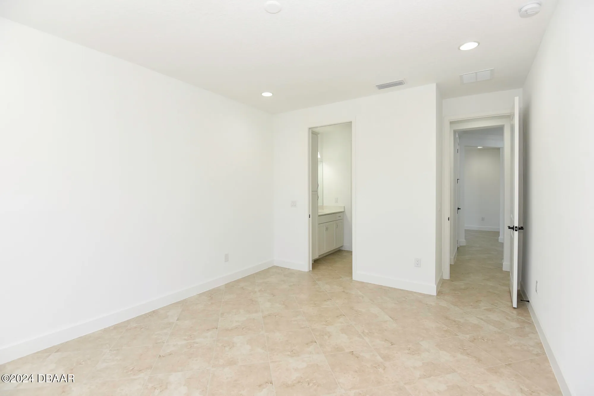 Property Slideshow image 19 of 119 | 148 six string dr, Daytona Beach, FL, 32124