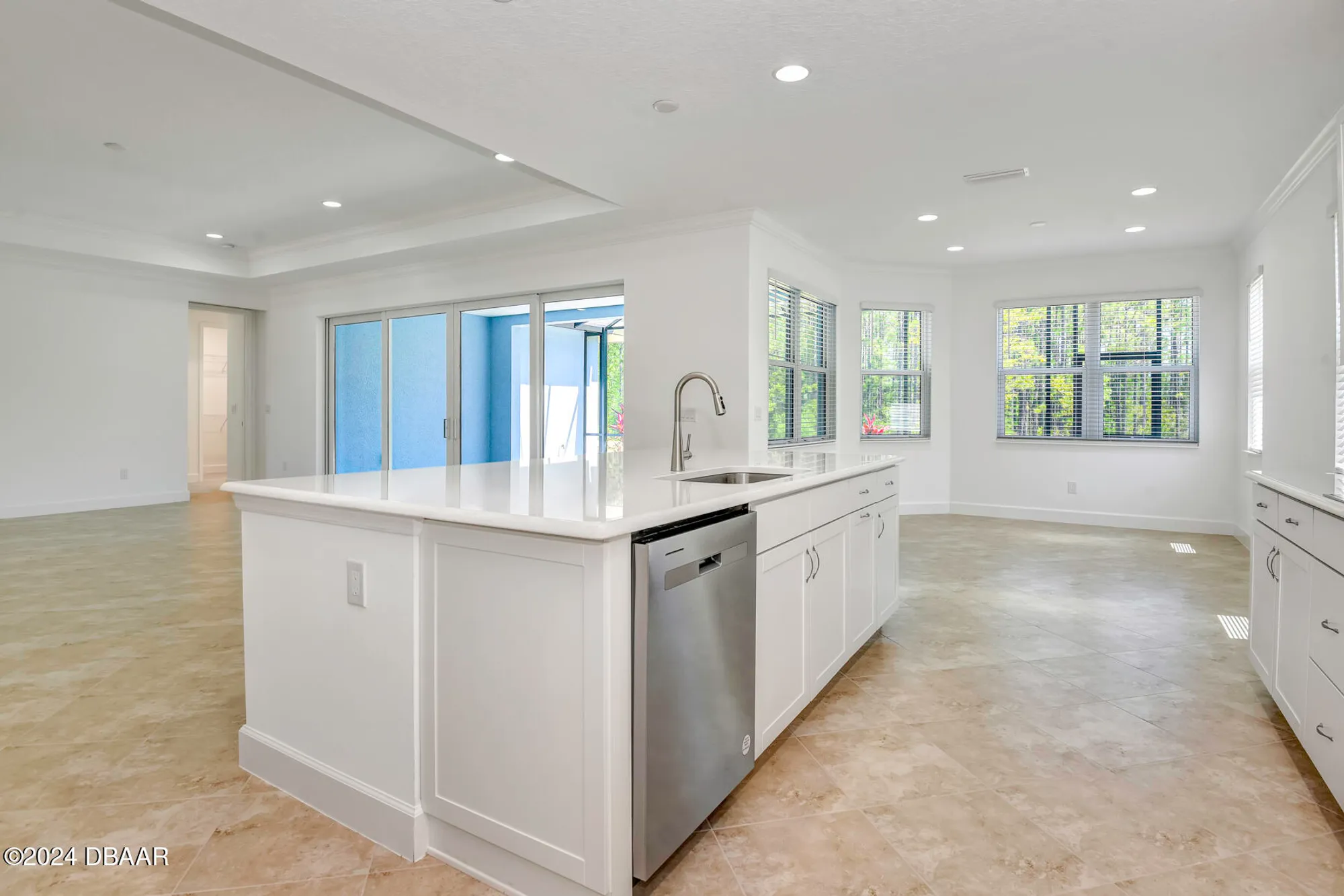 Property Slideshow image 10 of 119 | 148 six string dr, Daytona Beach, FL, 32124