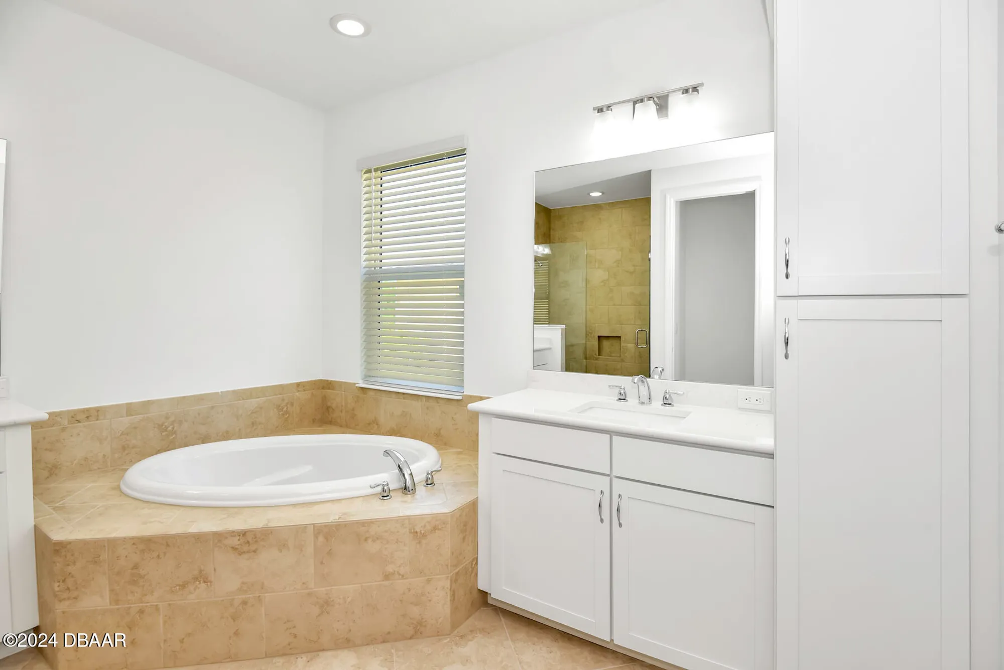 Property Slideshow image 31 of 119 | 148 six string dr, Daytona Beach, FL, 32124