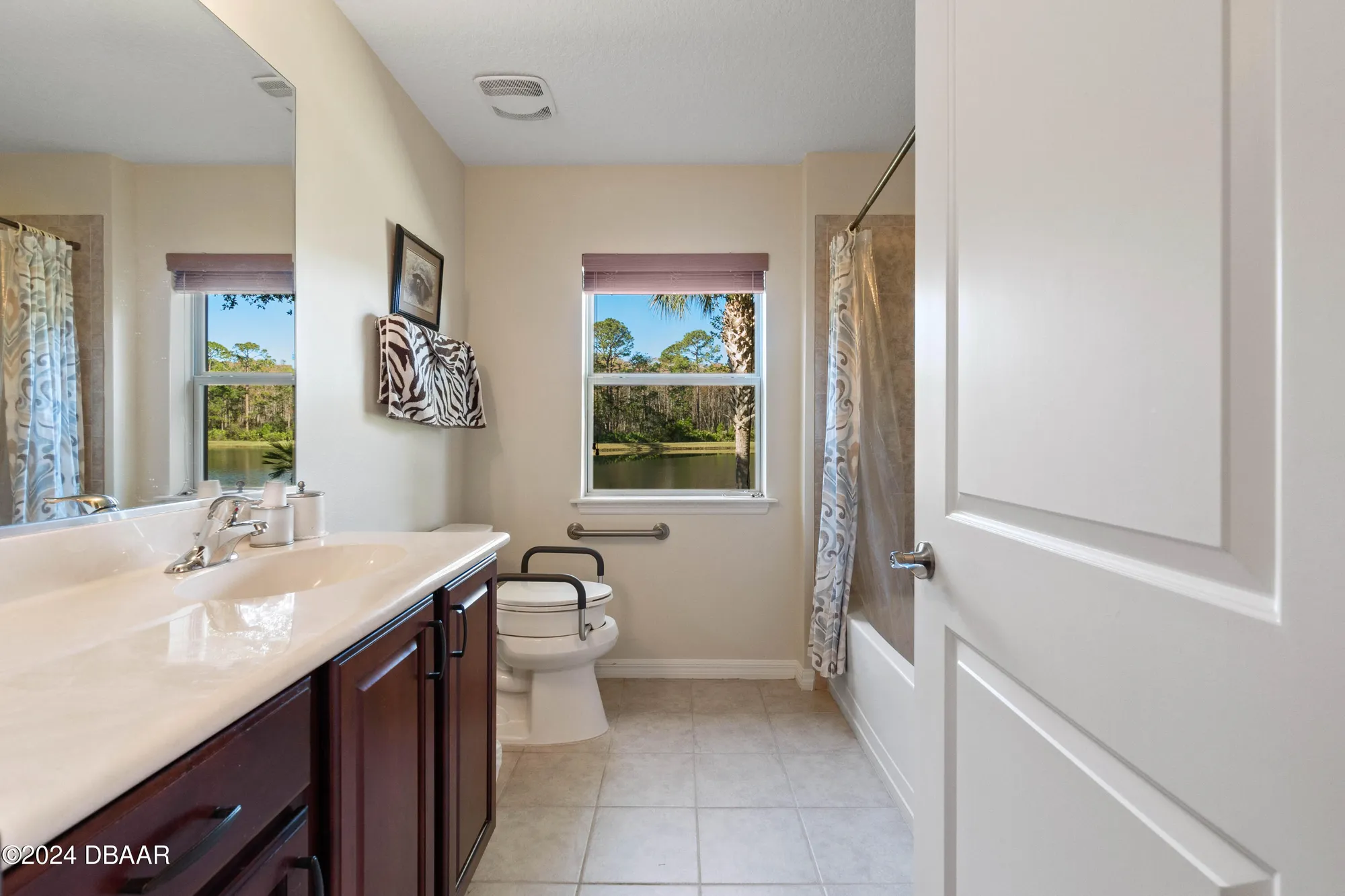 Property Slideshow image 29 of 68 | 1324 harwick ln, Ormond Beach, FL, 32174