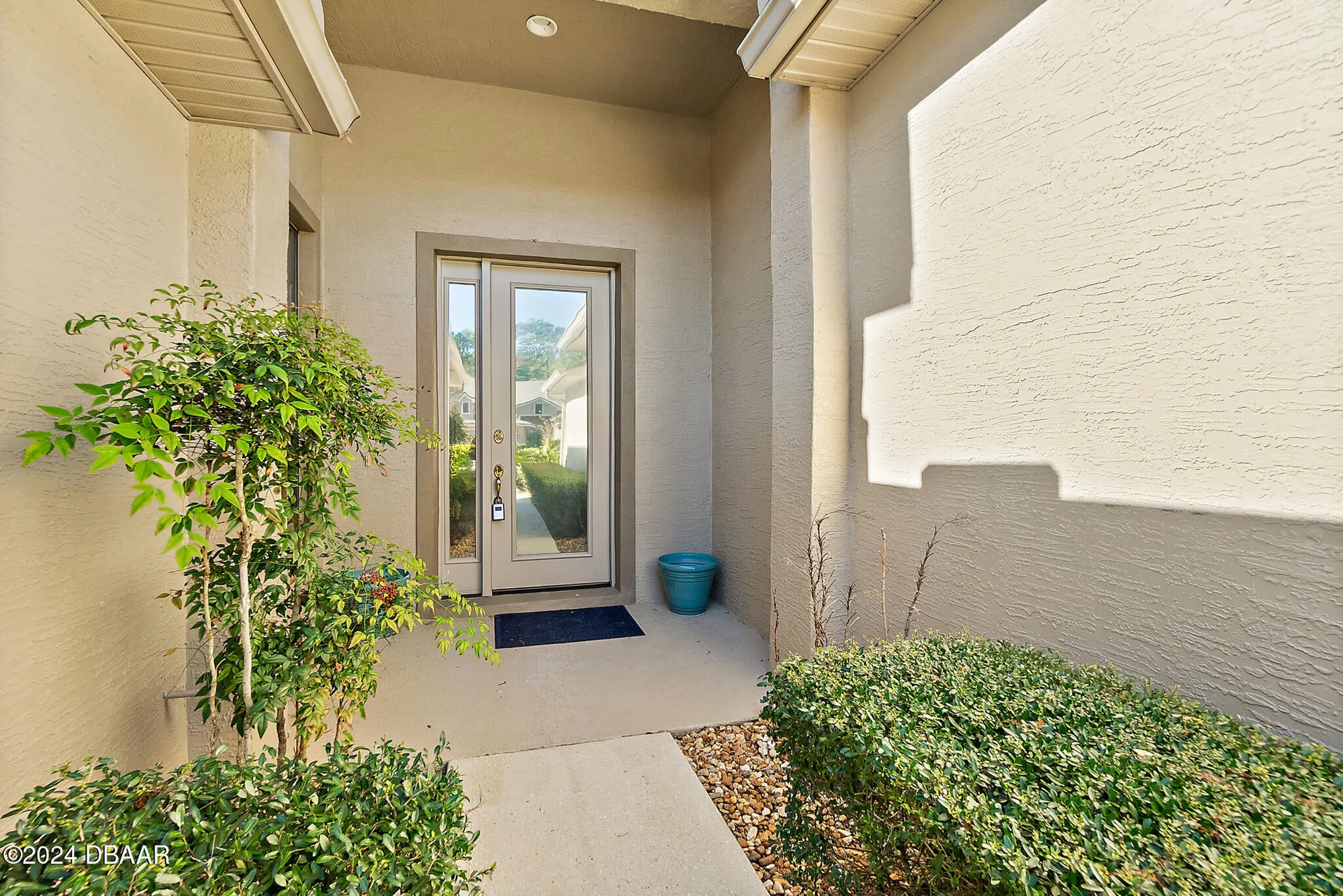 Property Slideshow image 4 of 70 | 1102 hansberry ct, Ormond Beach, FL, 32174