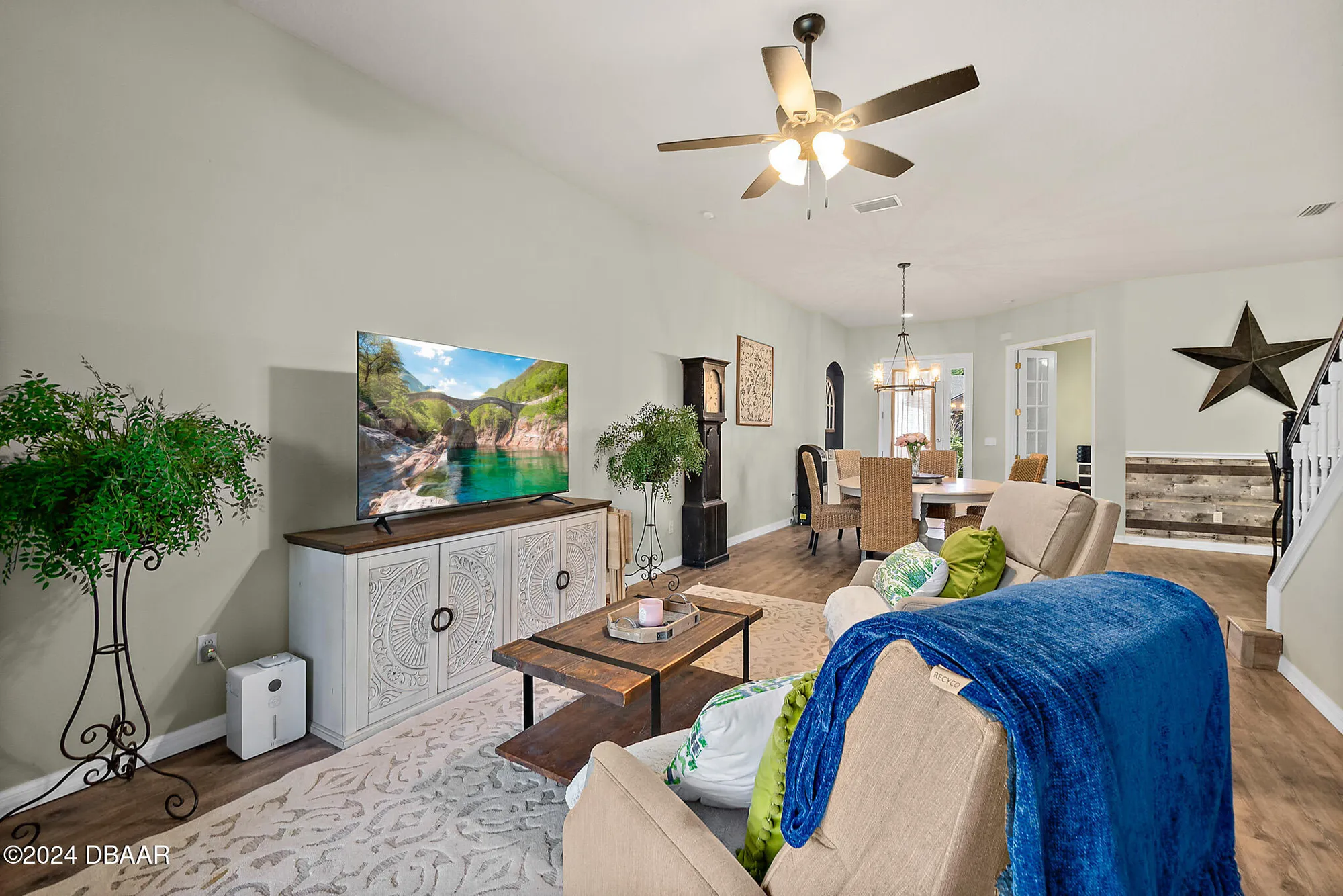 Property Slideshow image 18 of 70 | 1102 hansberry ct, Ormond Beach, FL, 32174