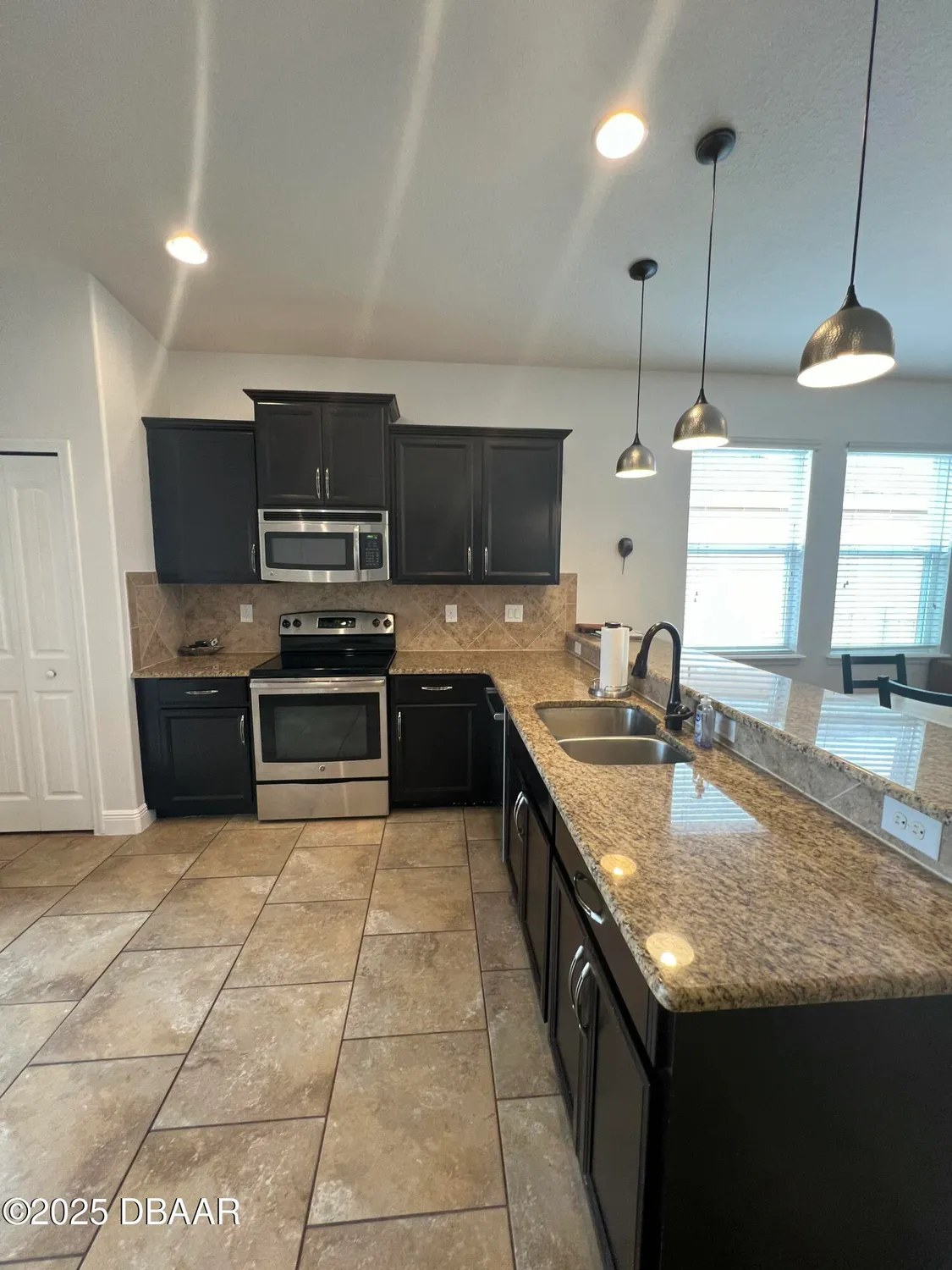 Property Slideshow image 4 of 29 | 3325 pintello ave, New Smyrna Beach, FL, 32168