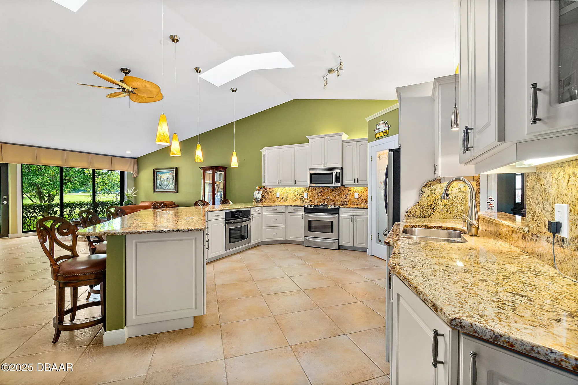 Property Slideshow image 4 of 38 | 39 landings ln, Ormond Beach, FL, 32174