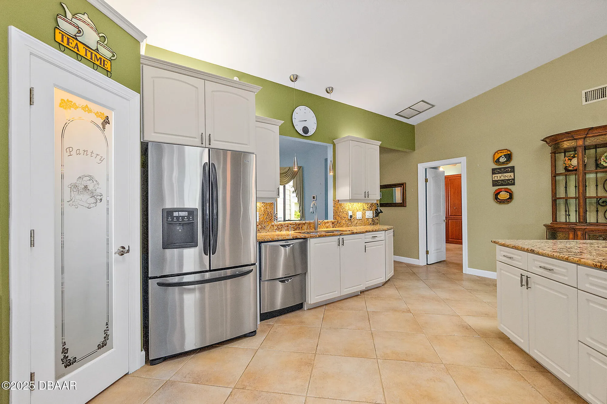 Property Slideshow image 5 of 38 | 39 landings ln, Ormond Beach, FL, 32174
