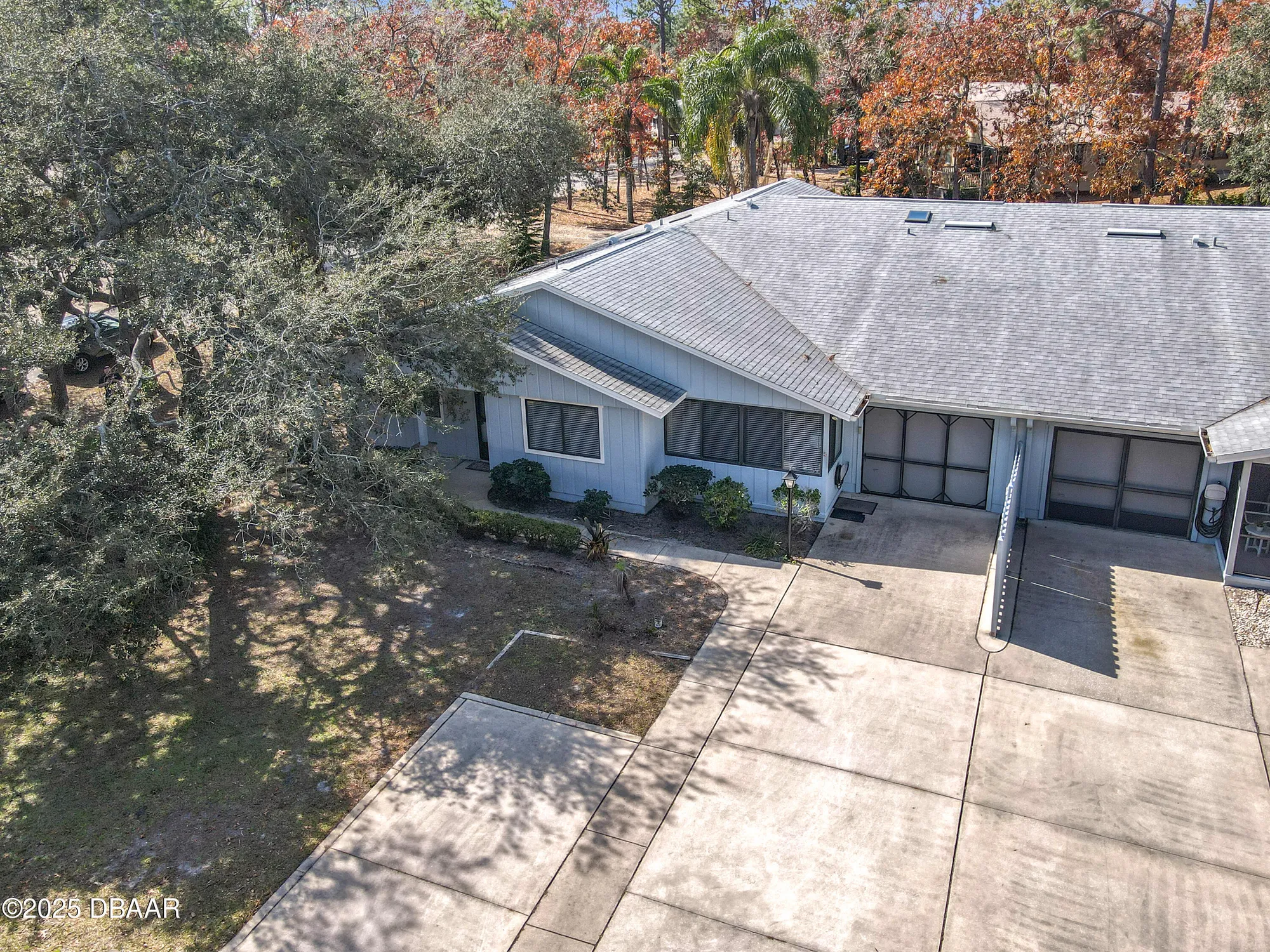 Property Slideshow image 4 of 47 | 39 crooked pine rd, Port Orange, FL, 32128