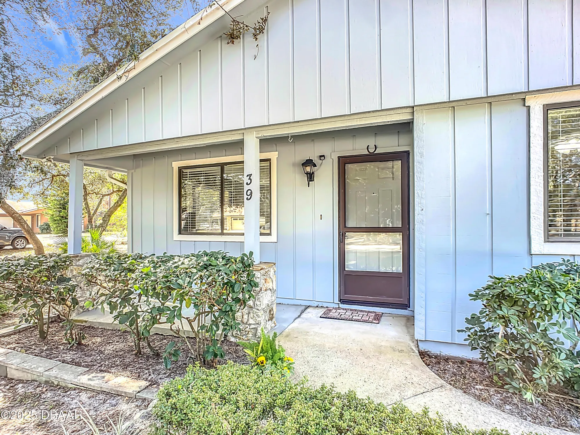 Property Slideshow image 7 of 47 | 39 crooked pine rd, Port Orange, FL, 32128