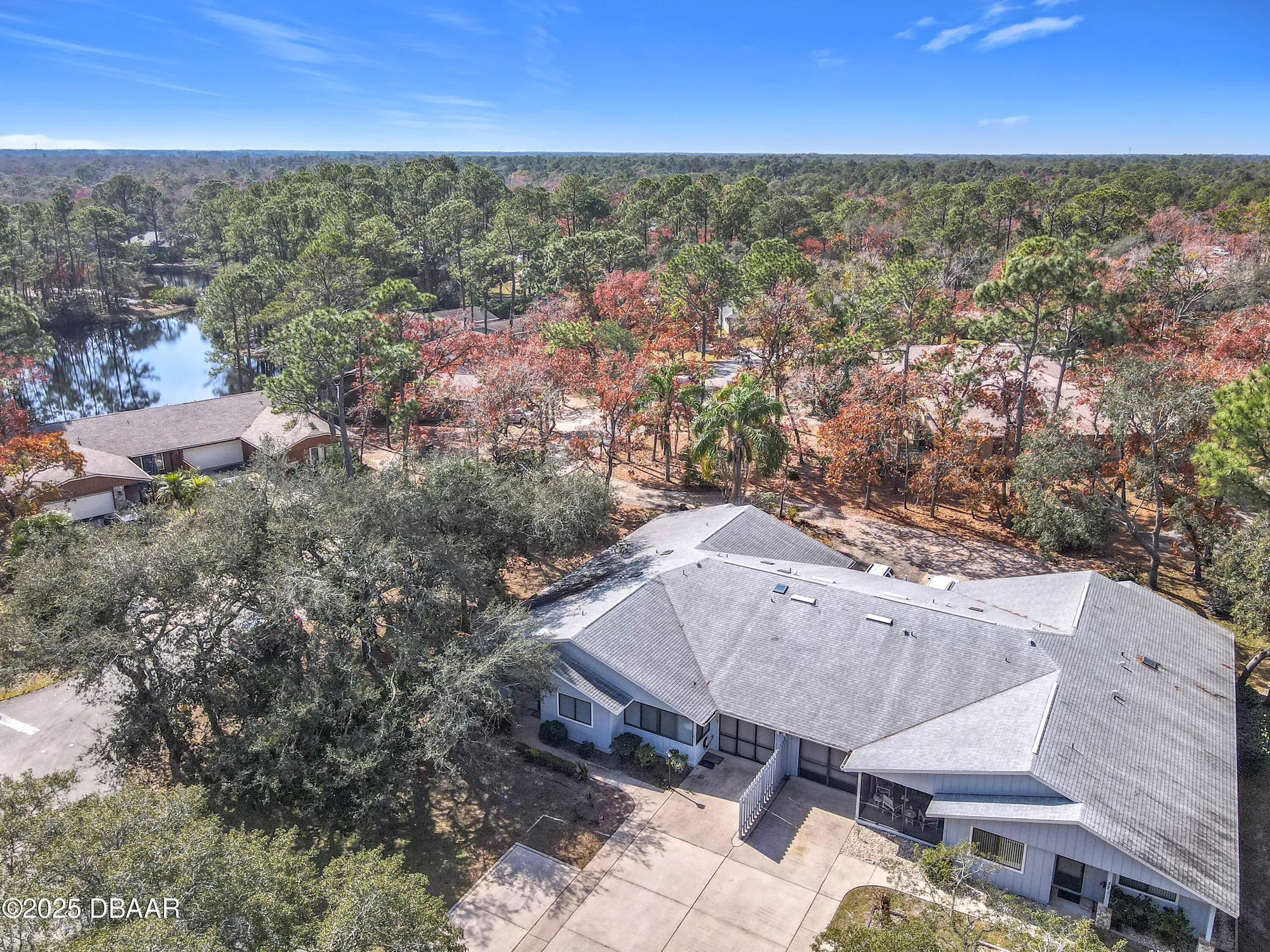Property Slideshow image 3 of 47 | 39 crooked pine rd, Port Orange, FL, 32128
