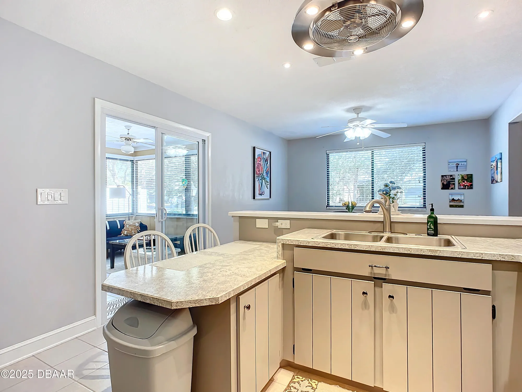 Property Slideshow image 21 of 47 | 39 crooked pine rd, Port Orange, FL, 32128