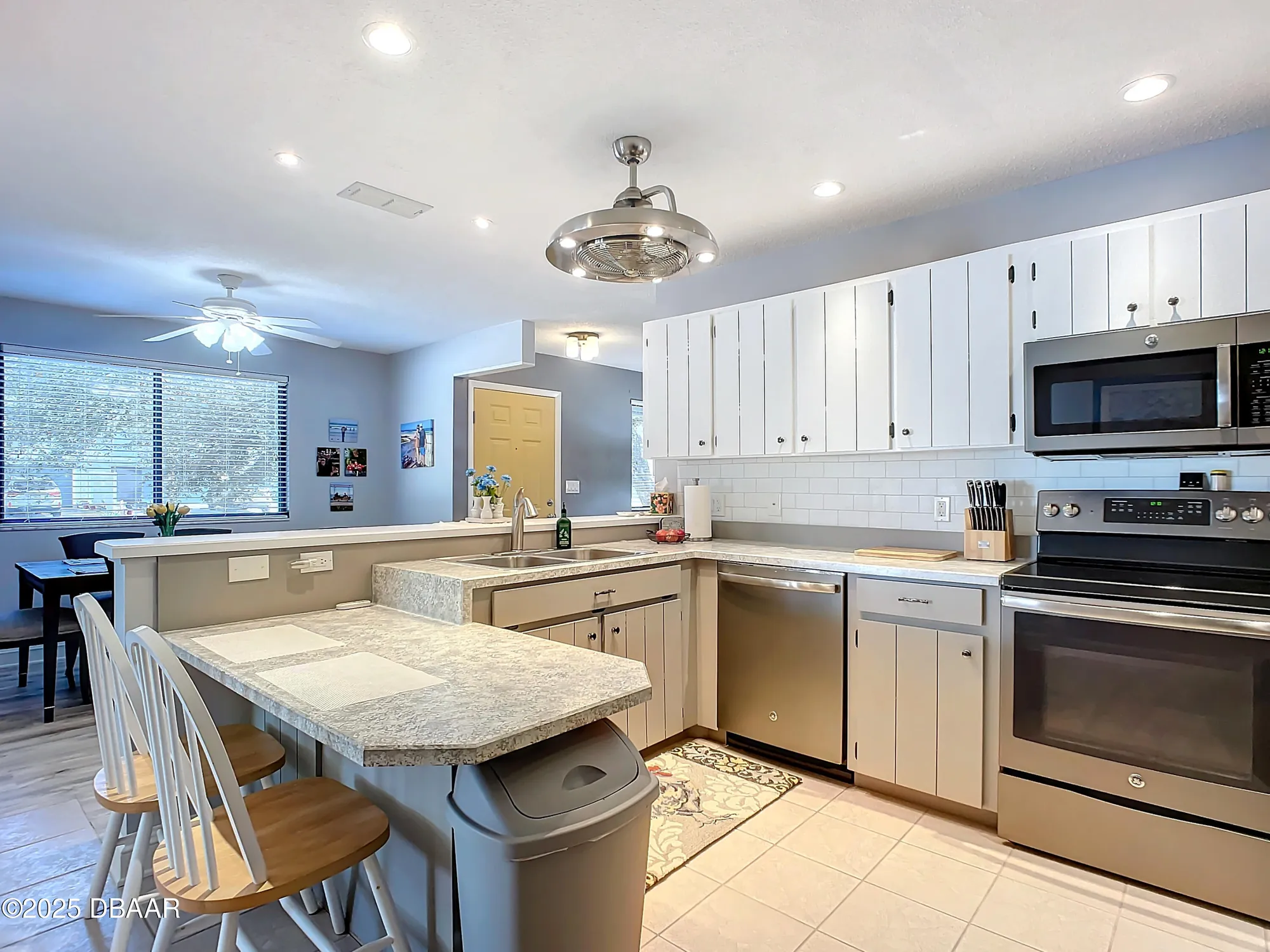 Property Slideshow image 19 of 47 | 39 crooked pine rd, Port Orange, FL, 32128