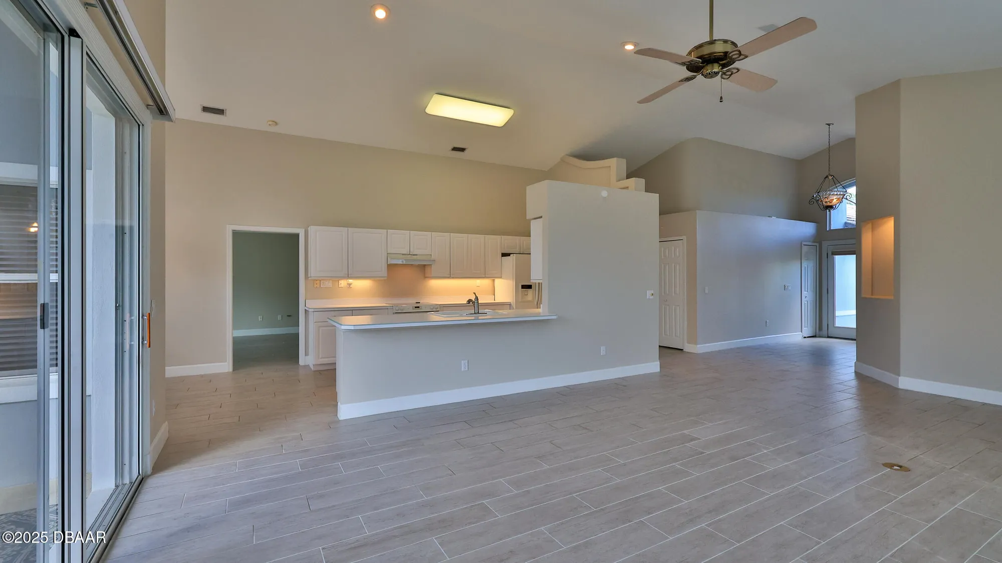 Property Slideshow image 6 of 39 | 51 bay pointe dr, Ormond Beach, FL, 32174