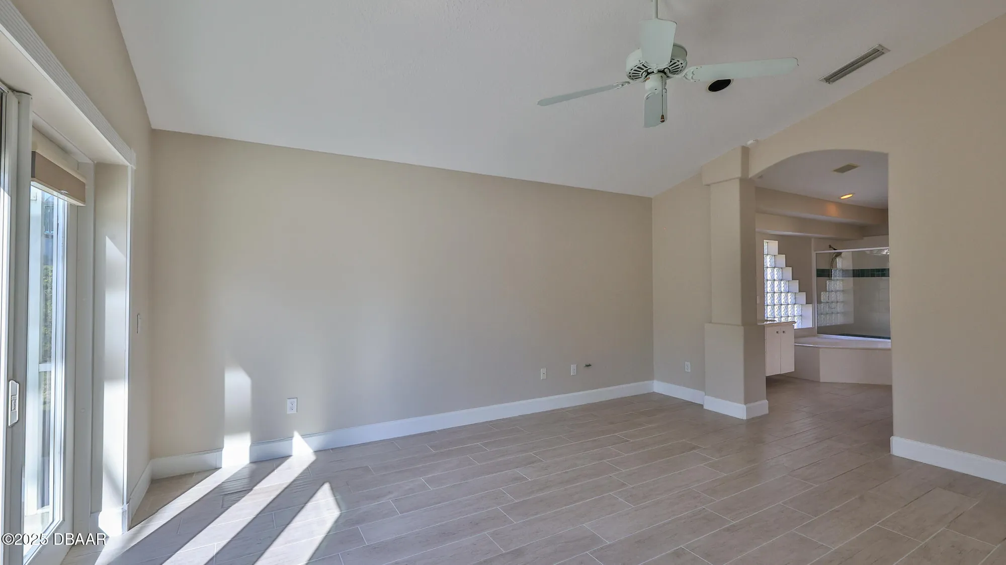 Property Slideshow image 14 of 39 | 51 bay pointe dr, Ormond Beach, FL, 32174