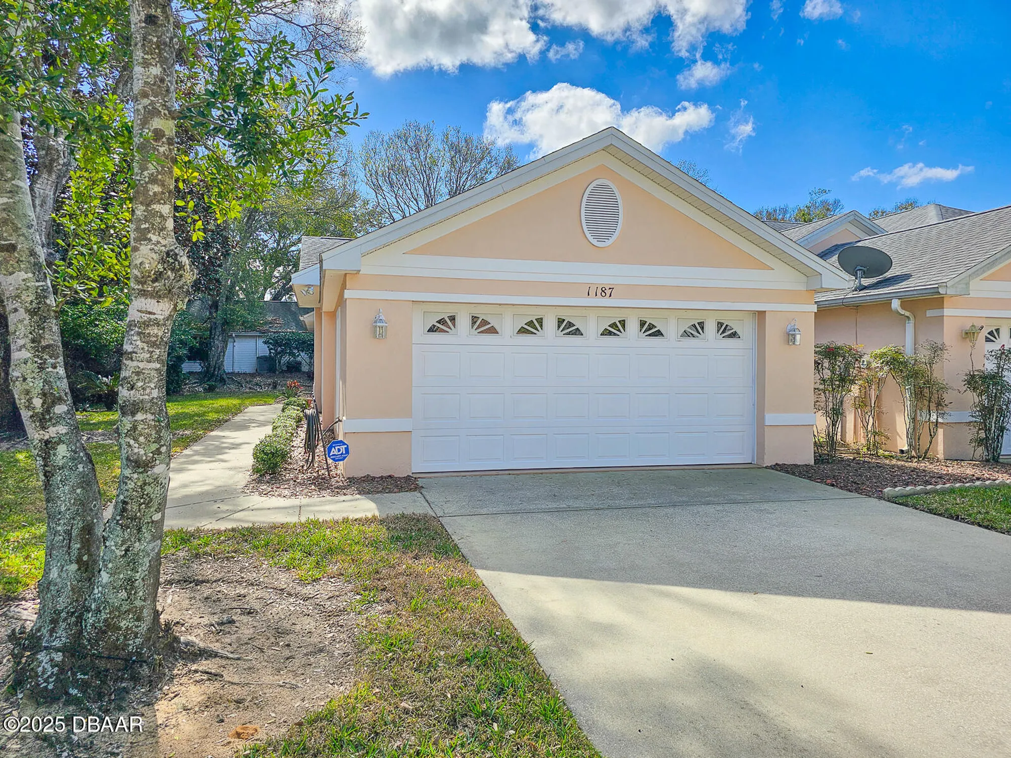 Property Slideshow image 2 of 61 | 1187 athlone way, Ormond Beach, FL, 32174