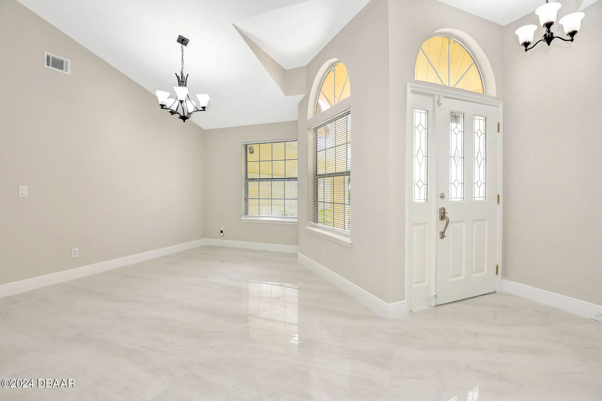 Property Slideshow image 11 of 46 | 5 lake isle way, Ormond Beach, FL, 32174