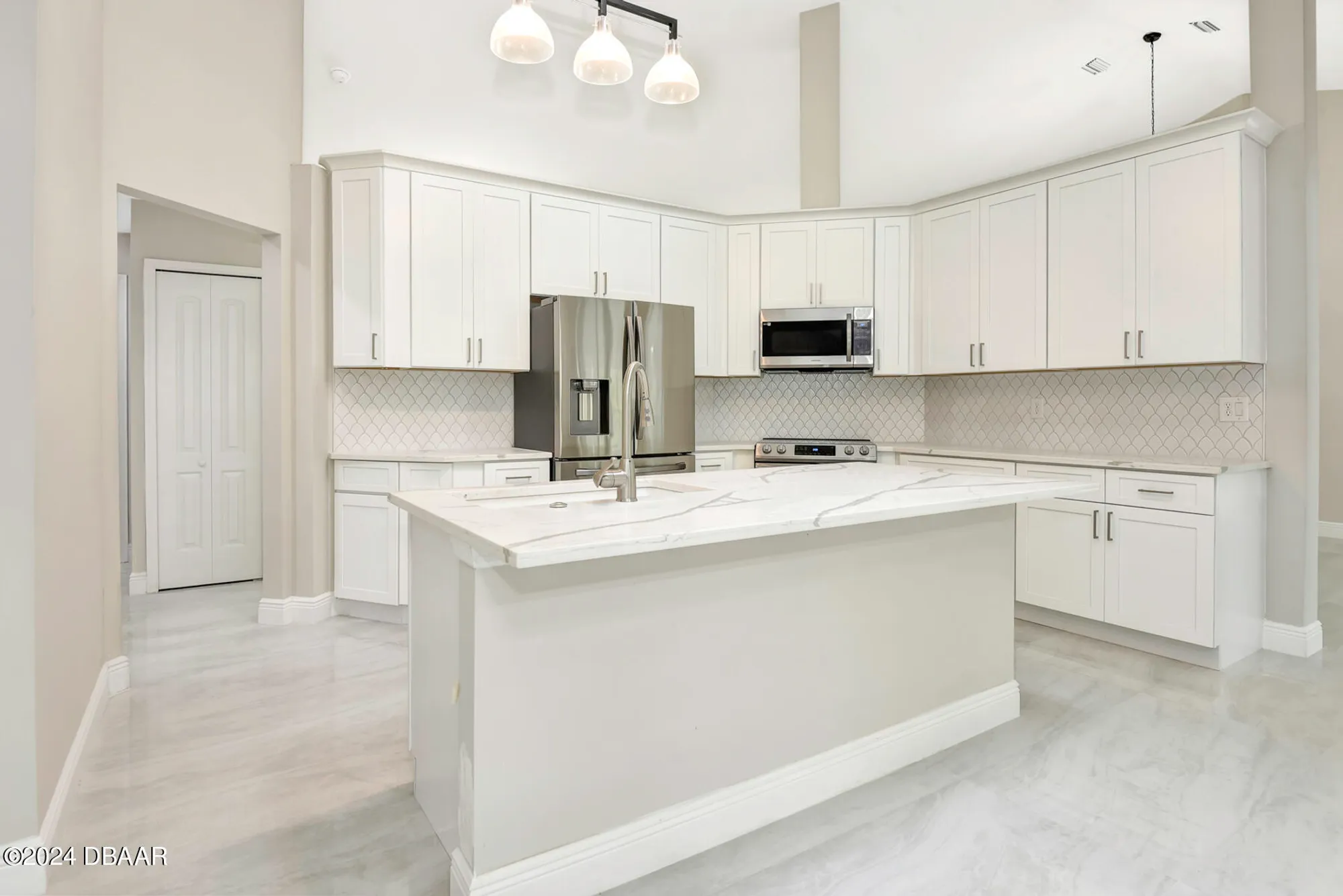 Property Slideshow image 17 of 46 | 5 lake isle way, Ormond Beach, FL, 32174