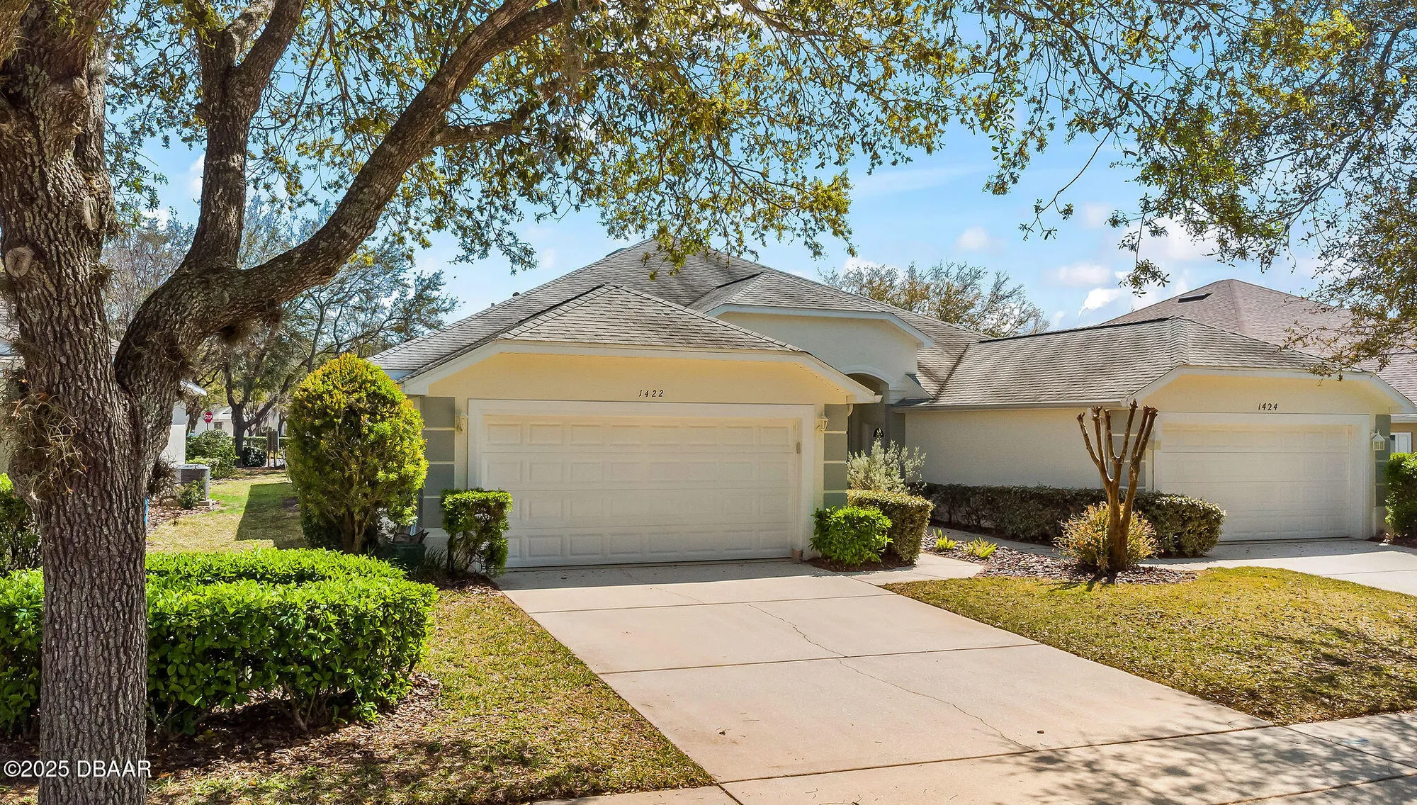 Property Slideshow image 1 of 89 | 1422 carlow cir, Ormond Beach, FL, 32174