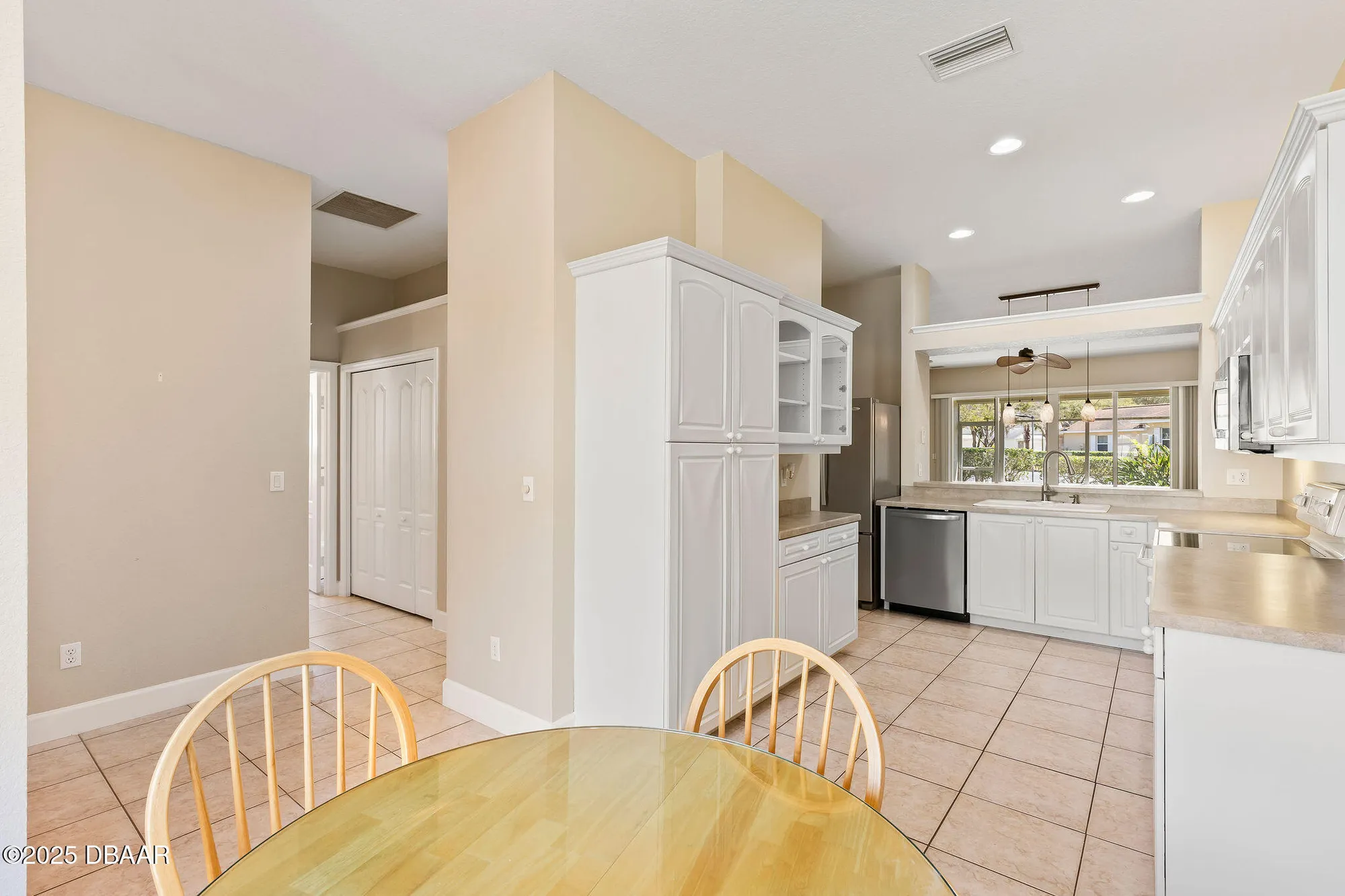 Property Slideshow image 6 of 89 | 1422 carlow cir, Ormond Beach, FL, 32174